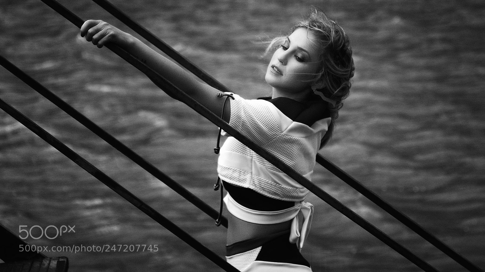 Canon EOS 7D Mark II sample photo. Diagonales negras photography