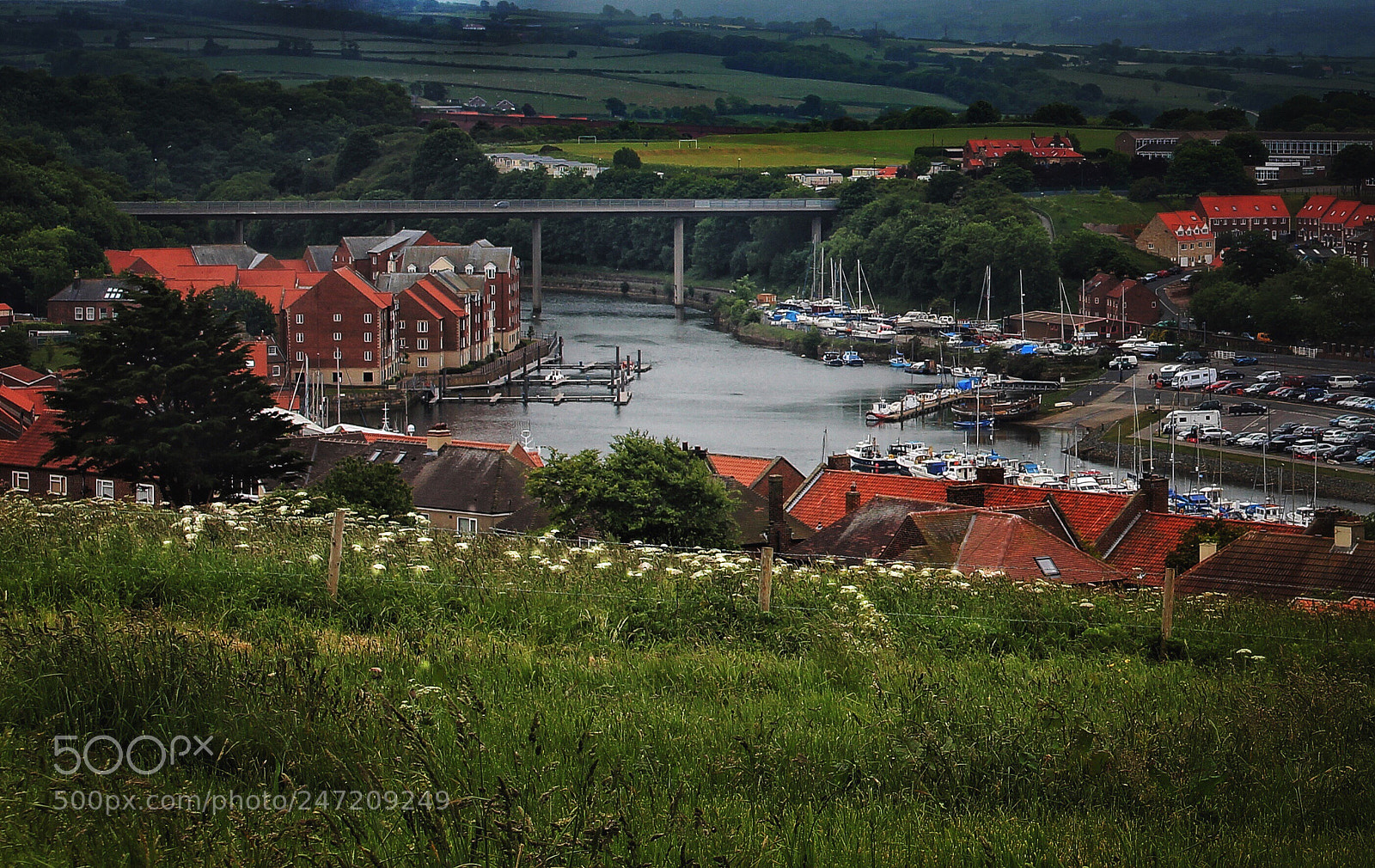 Canon EOS 700D (EOS Rebel T5i / EOS Kiss X7i) sample photo. Whitby harbour photography