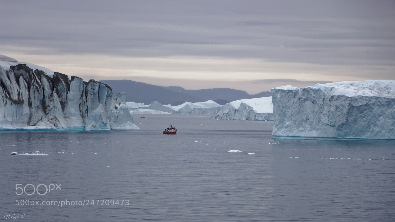 Canon EOS 700D (EOS Rebel T5i / EOS Kiss X7i) sample photo. Ilulissat, greenland photography