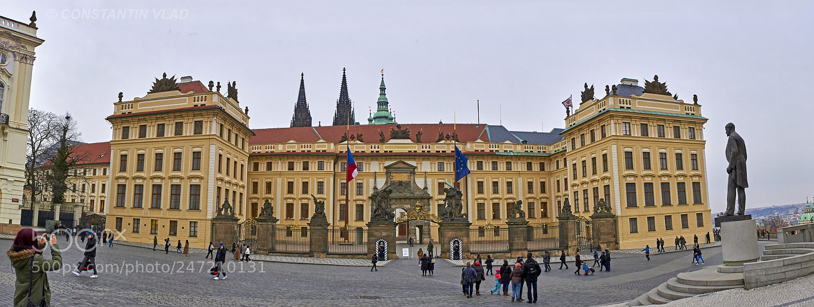 Canon EOS 600D (Rebel EOS T3i / EOS Kiss X5) sample photo. Presidential palace praga photography