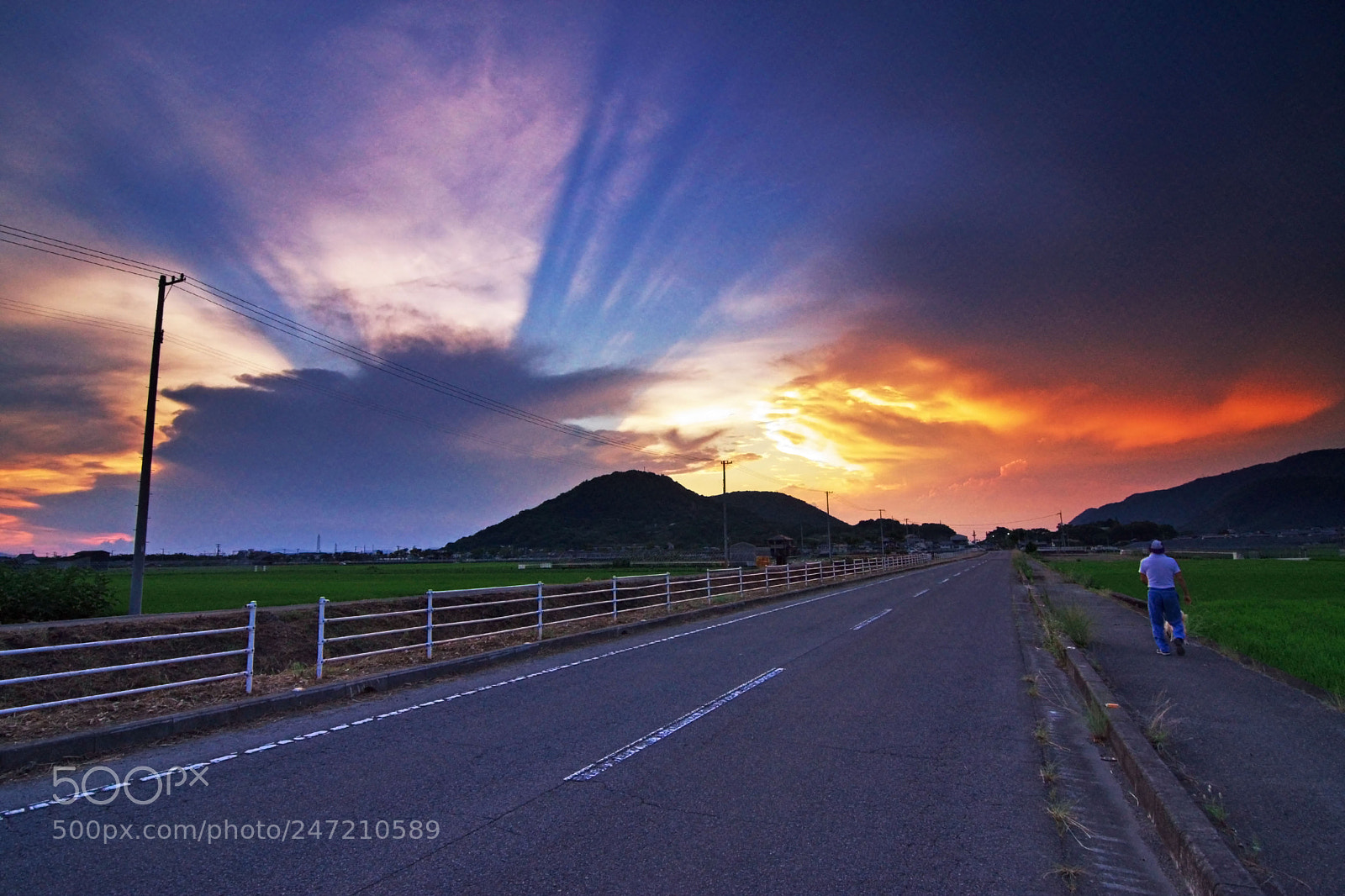 Canon EOS 40D sample photo. Dusk road photography