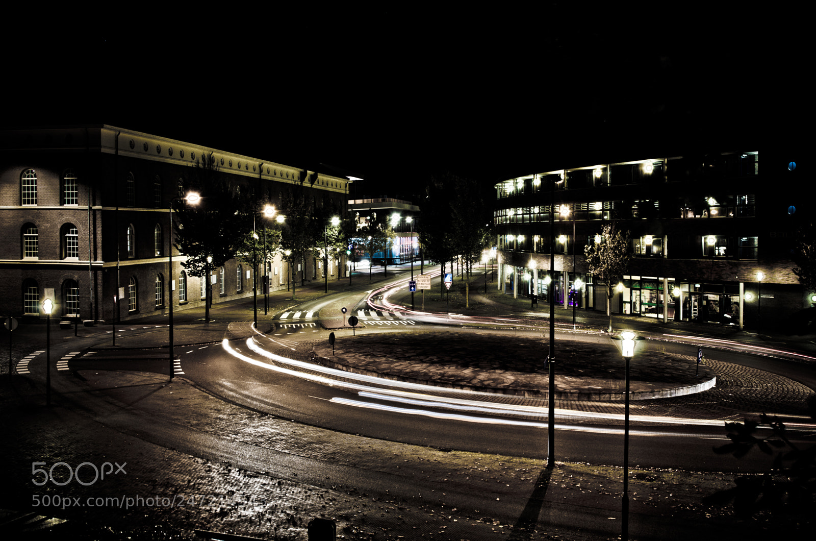 Nikon D5100 sample photo. Roundabout in deventer photography