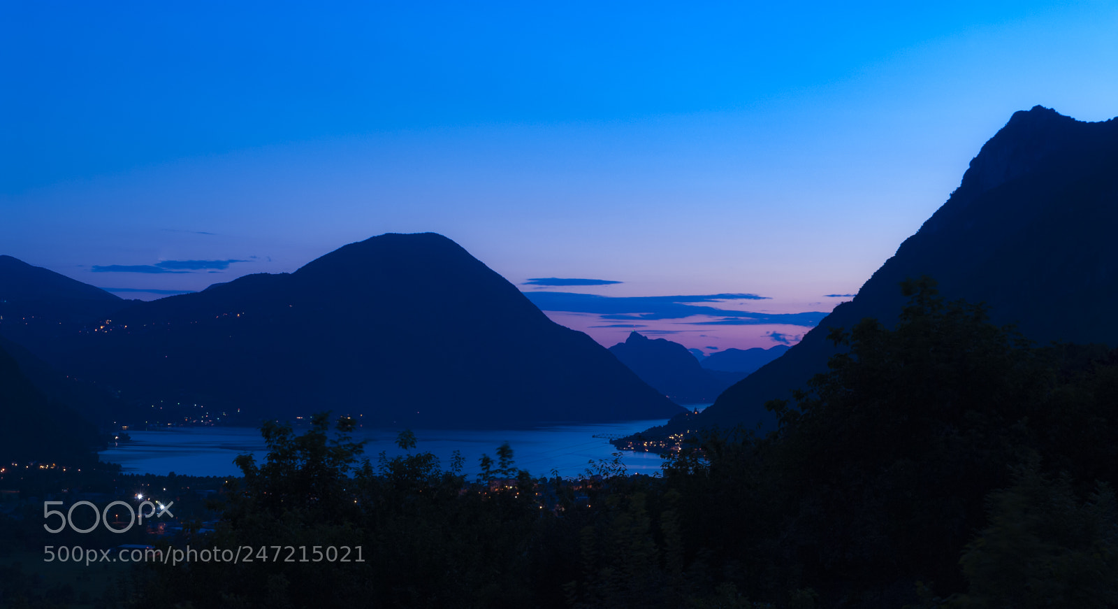 Nikon D200 sample photo. Carlazzo, italy photography