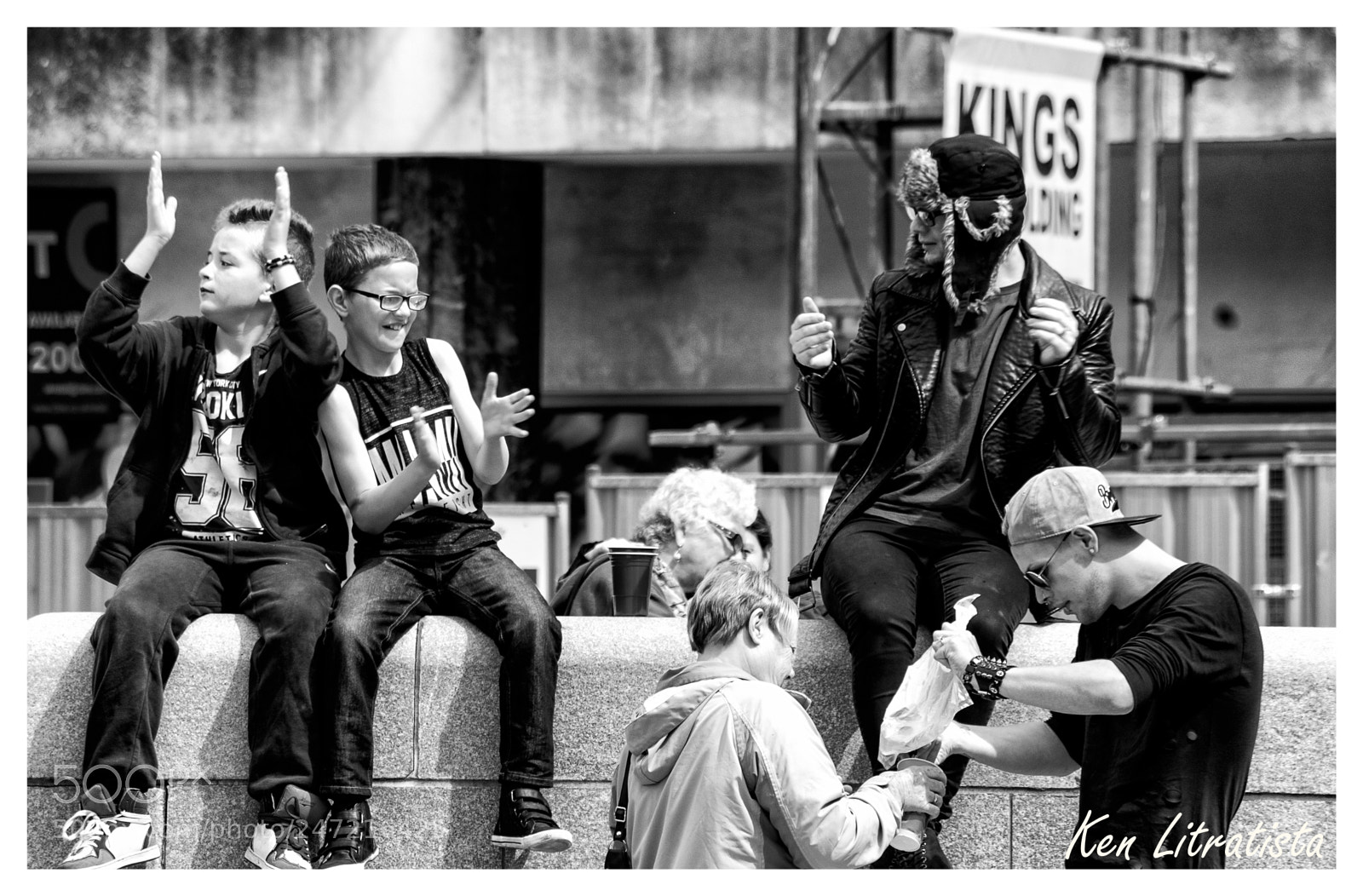 Pentax K-50 sample photo. Street people photography