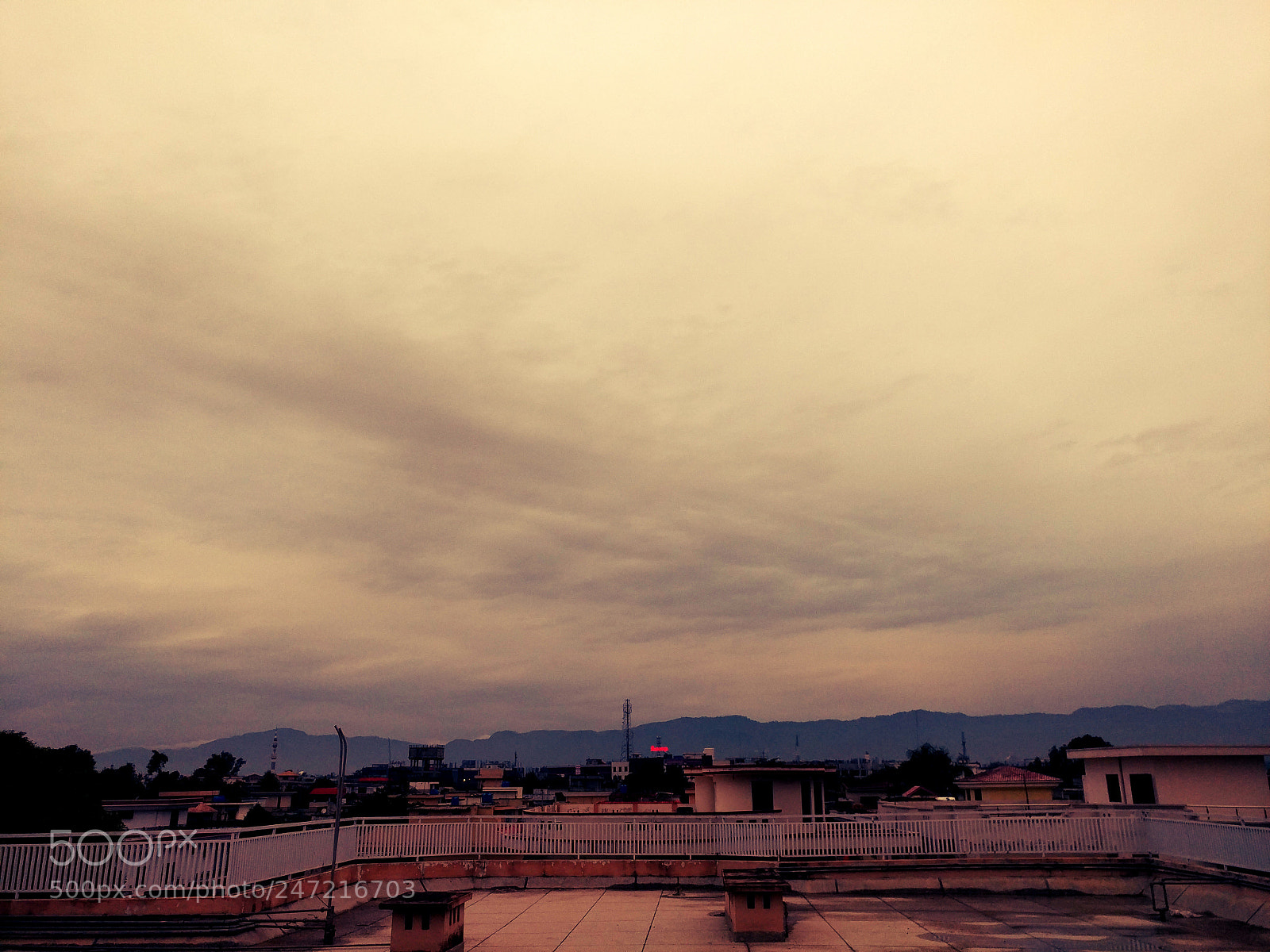 LG V20 sample photo. Clouds photography