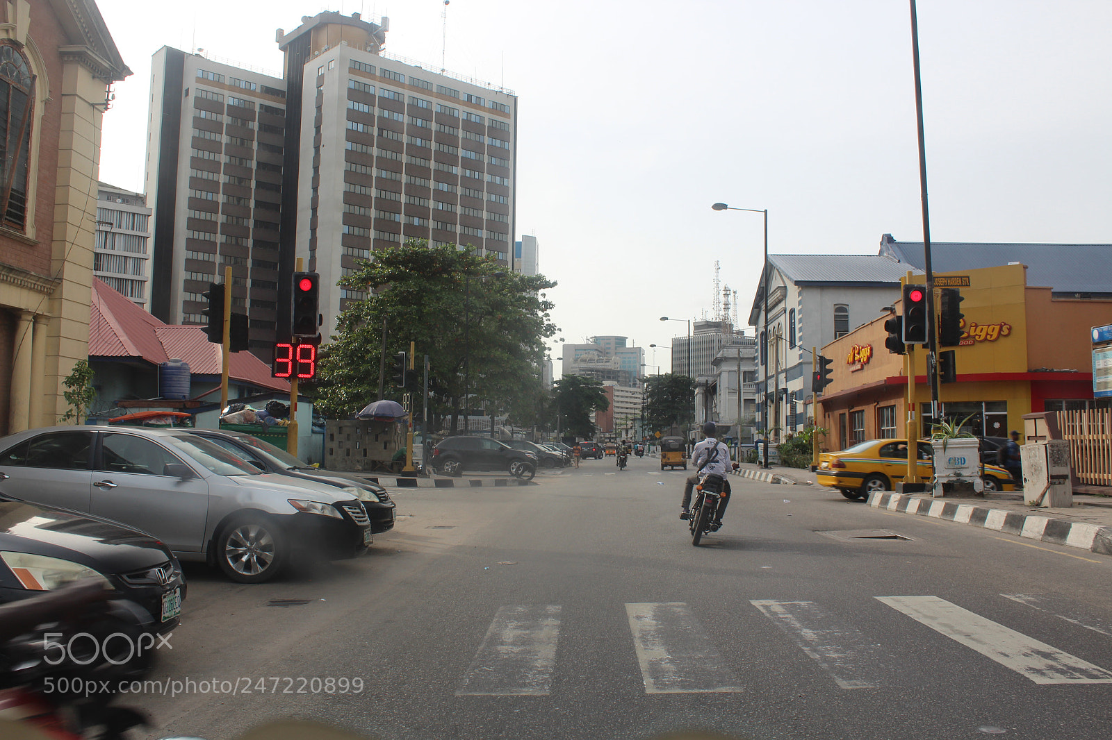Canon EF-S 18-55mm F3.5-5.6 III sample photo. Law breaker photography