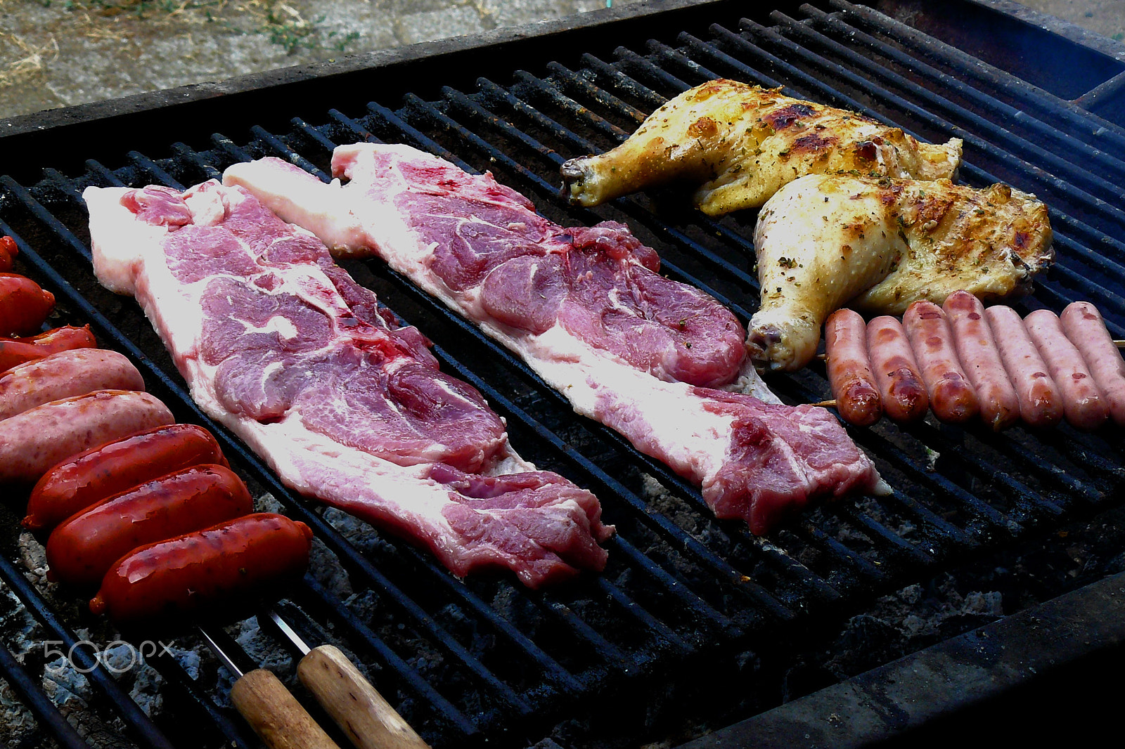 Panasonic DMC-FZ8 sample photo. Bbq photography