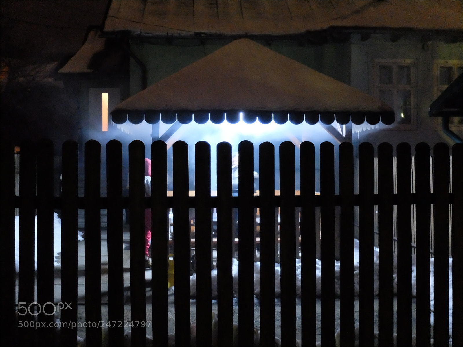 Fujifilm X30 sample photo. The fence photography
