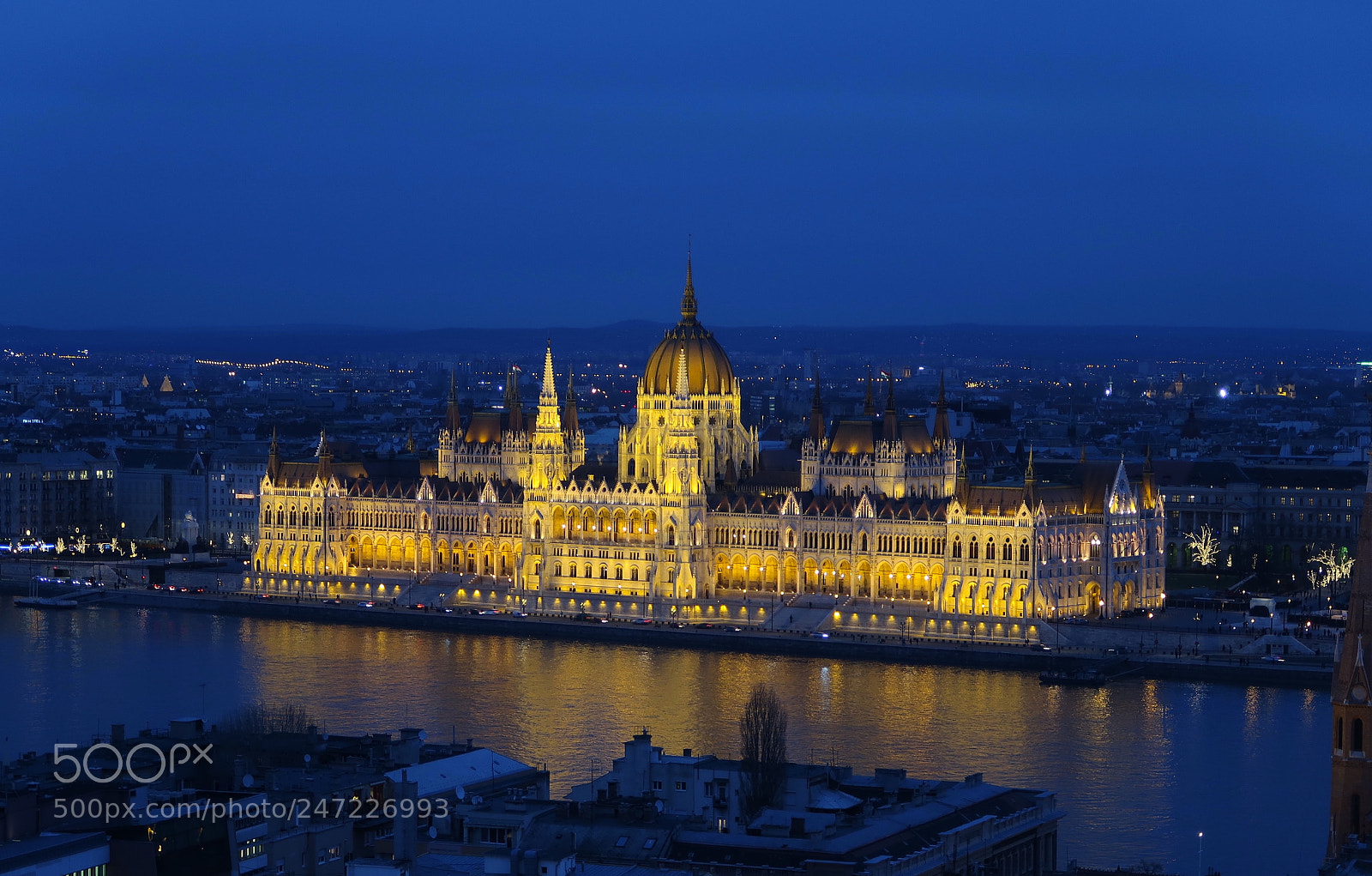 Canon PowerShot G7 X Mark II sample photo. Budapest. blue hour... photography