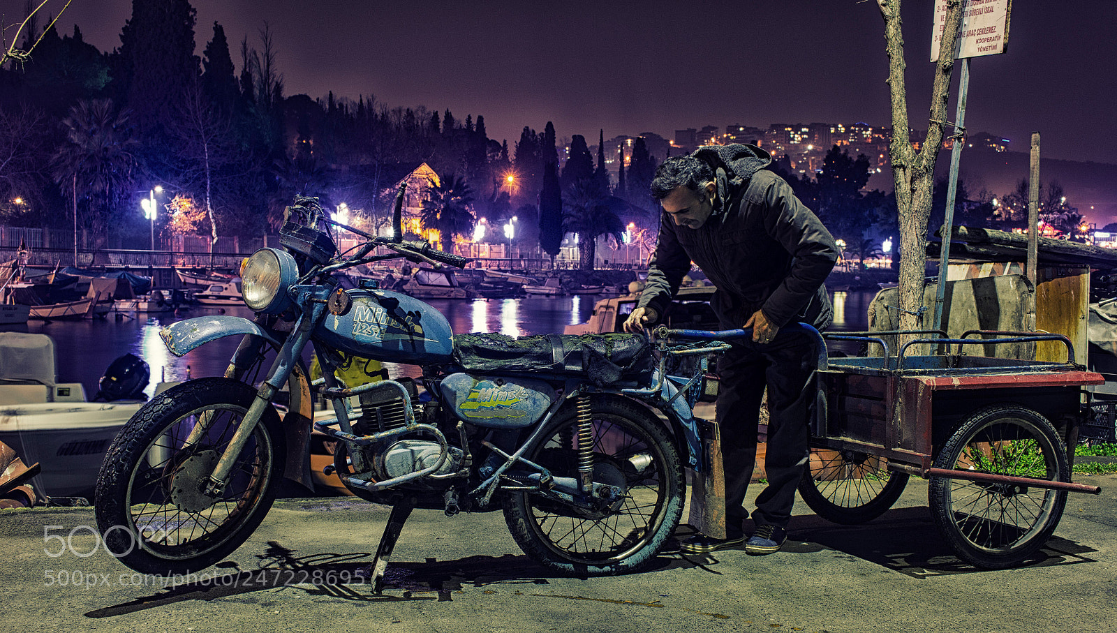 Canon EOS 700D (EOS Rebel T5i / EOS Kiss X7i) sample photo. Motor photography