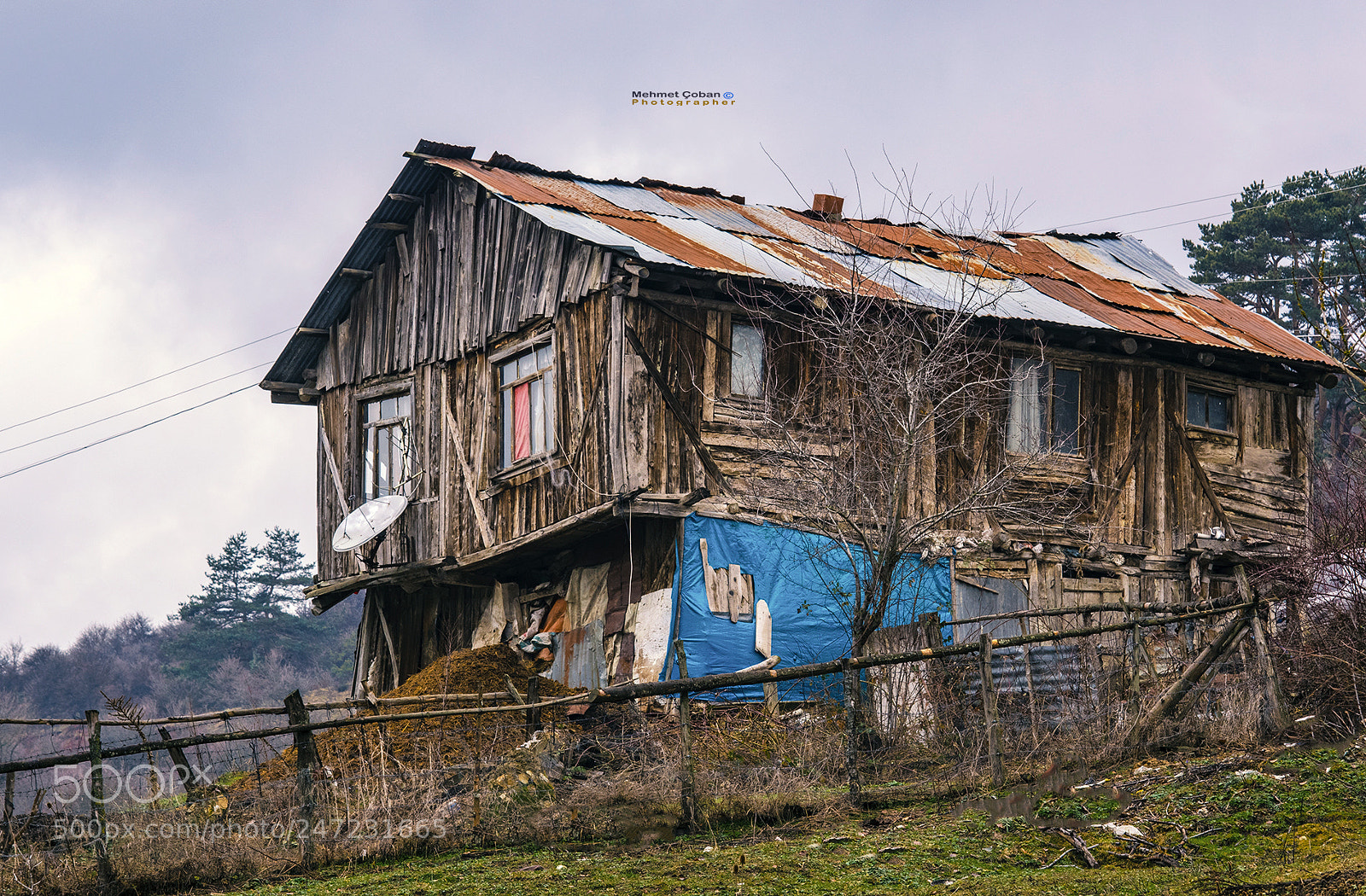 Pentax K-3 II sample photo. Poor village house photography