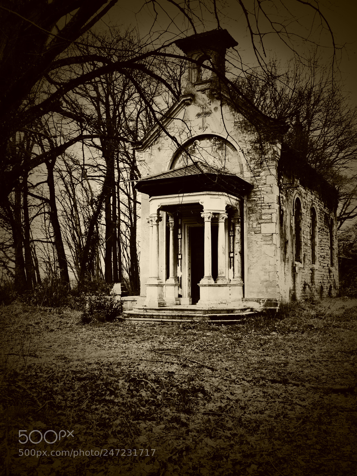 Panasonic Lumix DMC-FZ200 sample photo. La  chapelle  maudite photography