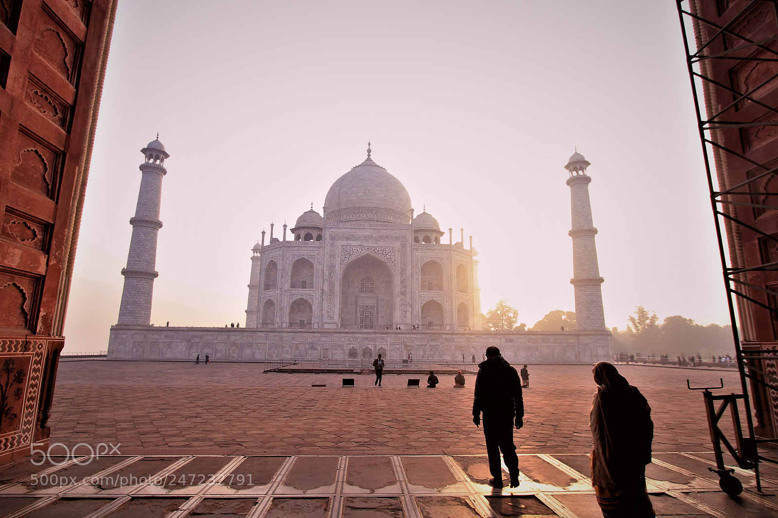 Canon EOS 600D (Rebel EOS T3i / EOS Kiss X5) sample photo. Beauty of taj during photography