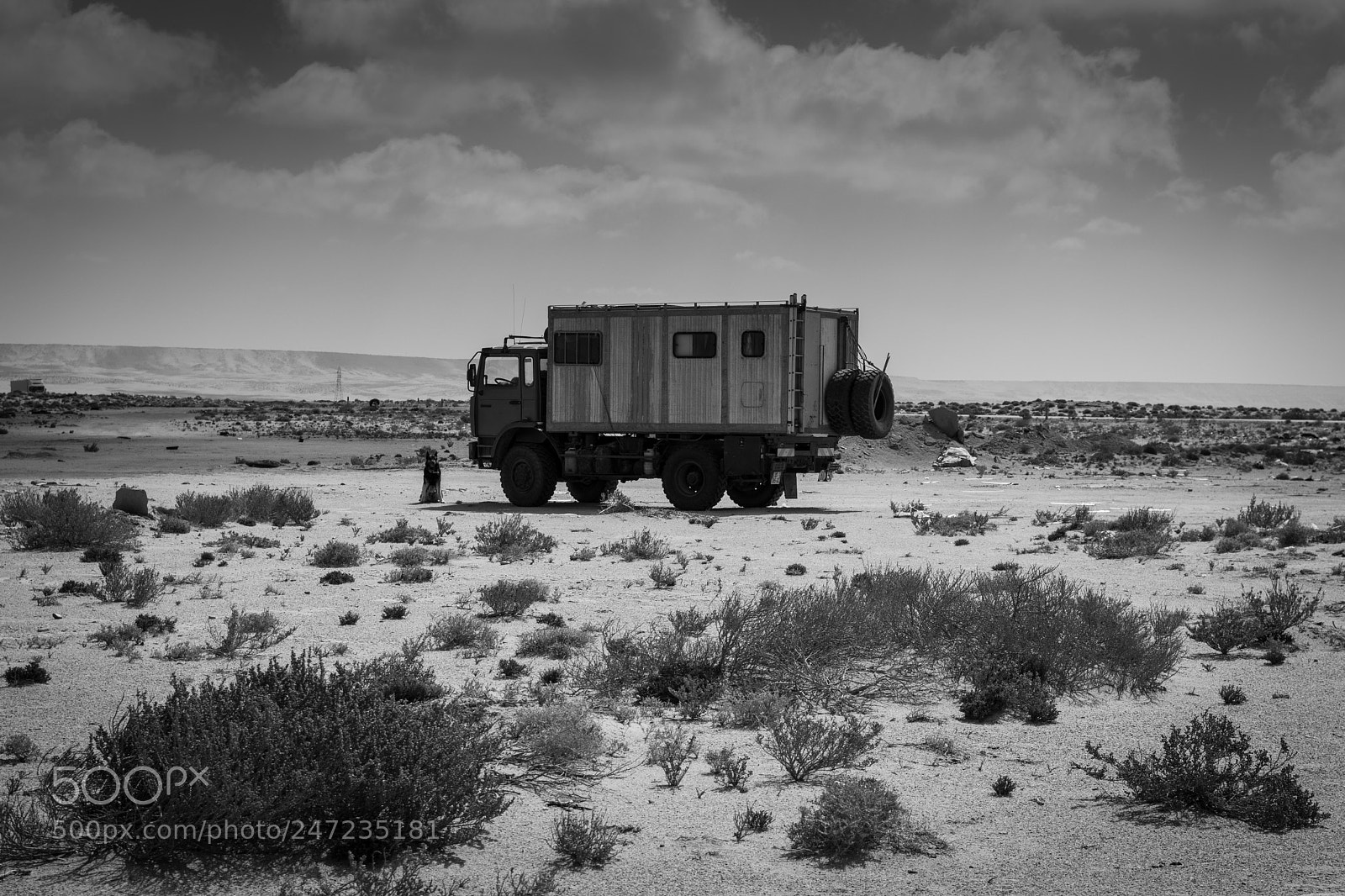 Canon EOS 80D sample photo. Desert truck photography