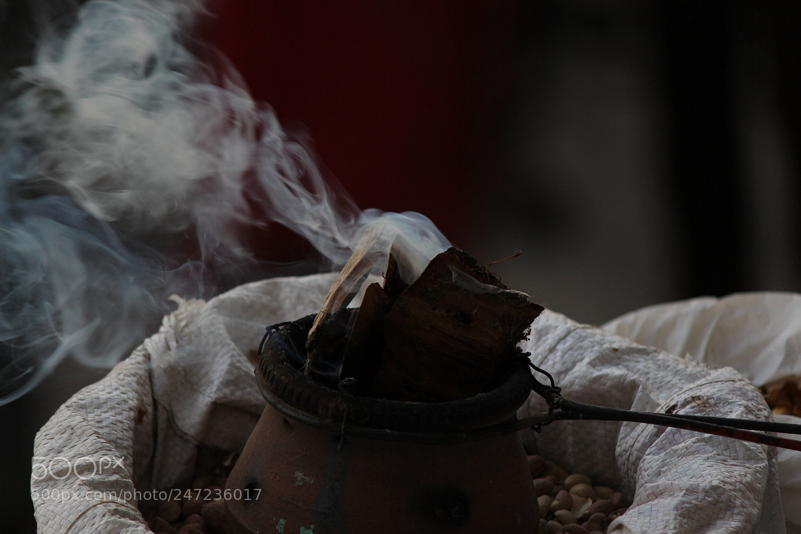Canon EF-S 55-250mm F4-5.6 IS II sample photo. सुलगती यादों से उठता धूँवा | photography