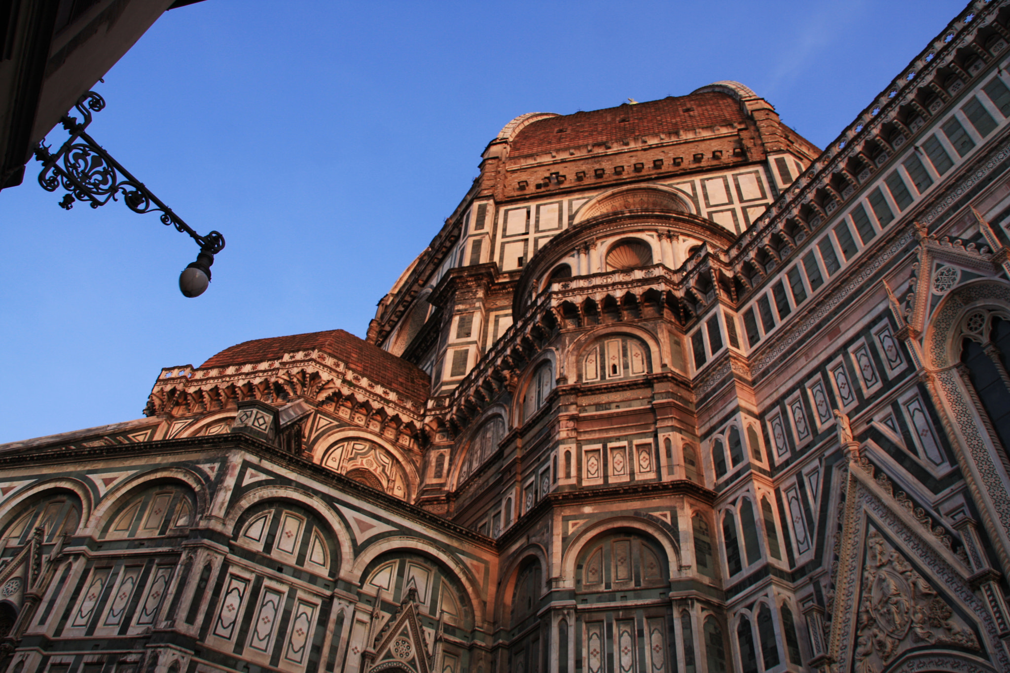 Canon EOS 40D + Sigma 18-200mm f/3.5-6.3 DC OS sample photo. Dome of florence photography