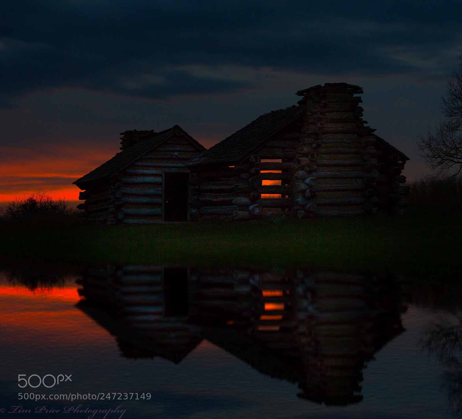 Canon EOS 60D sample photo. Cabin reflection at sunset photography