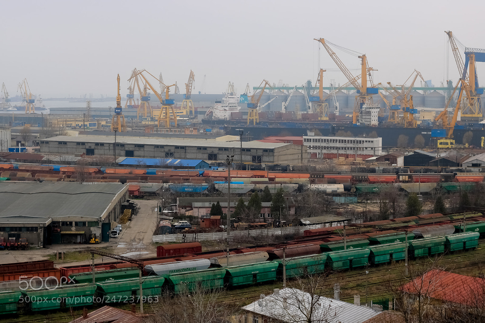 Canon EOS 760D (EOS Rebel T6s / EOS 8000D) sample photo. Industrial area of constanta photography