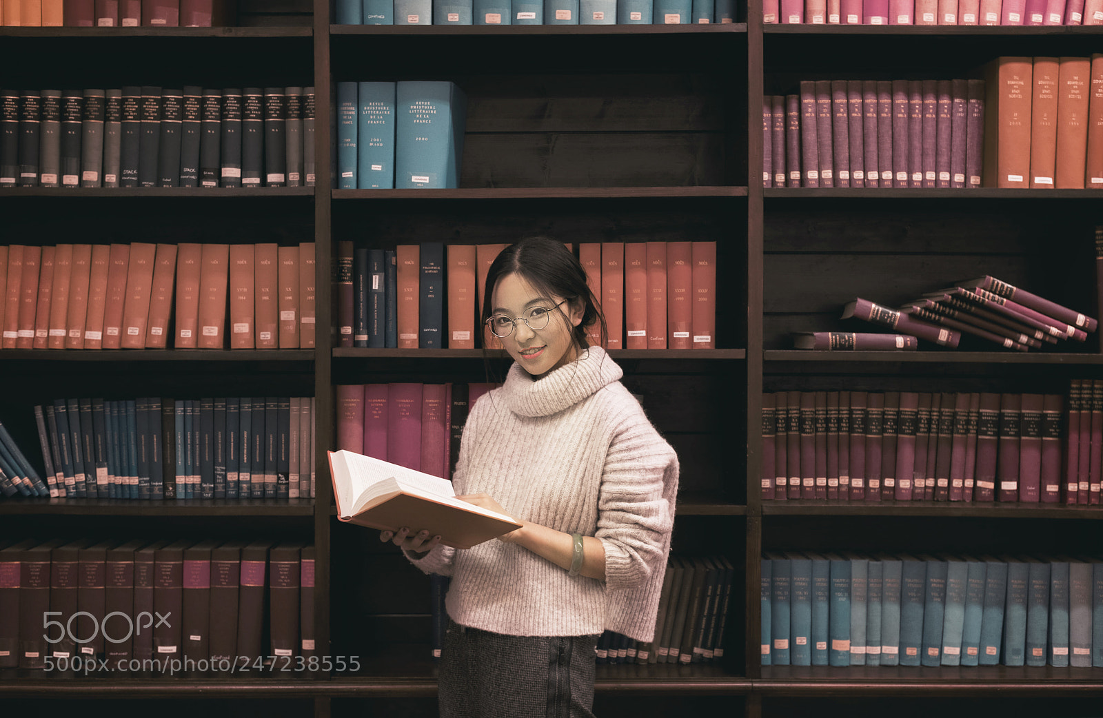 Fujifilm X100F sample photo. A girl in the photography