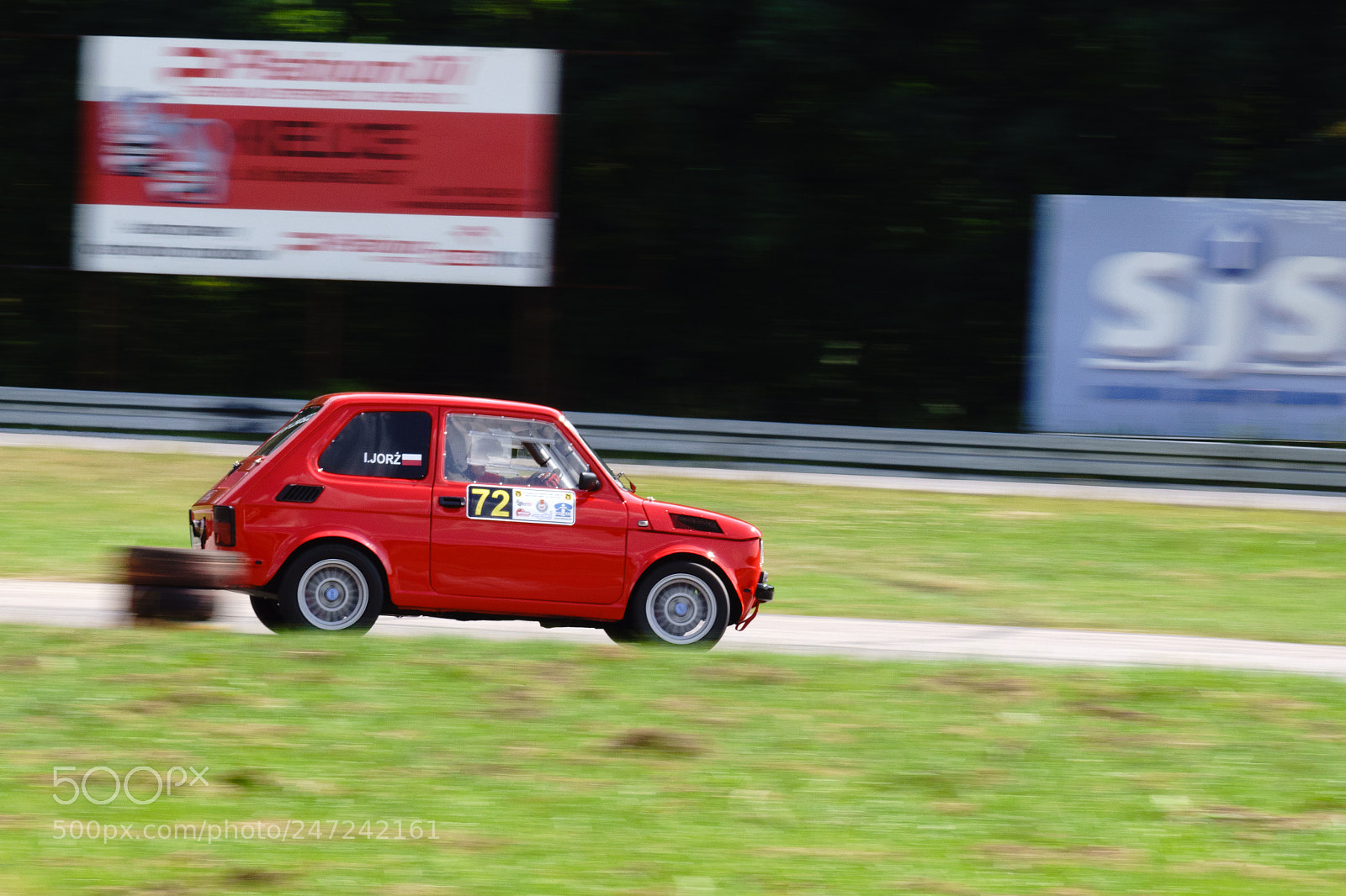 Sony SLT-A68 sample photo. Fiat 126p photography