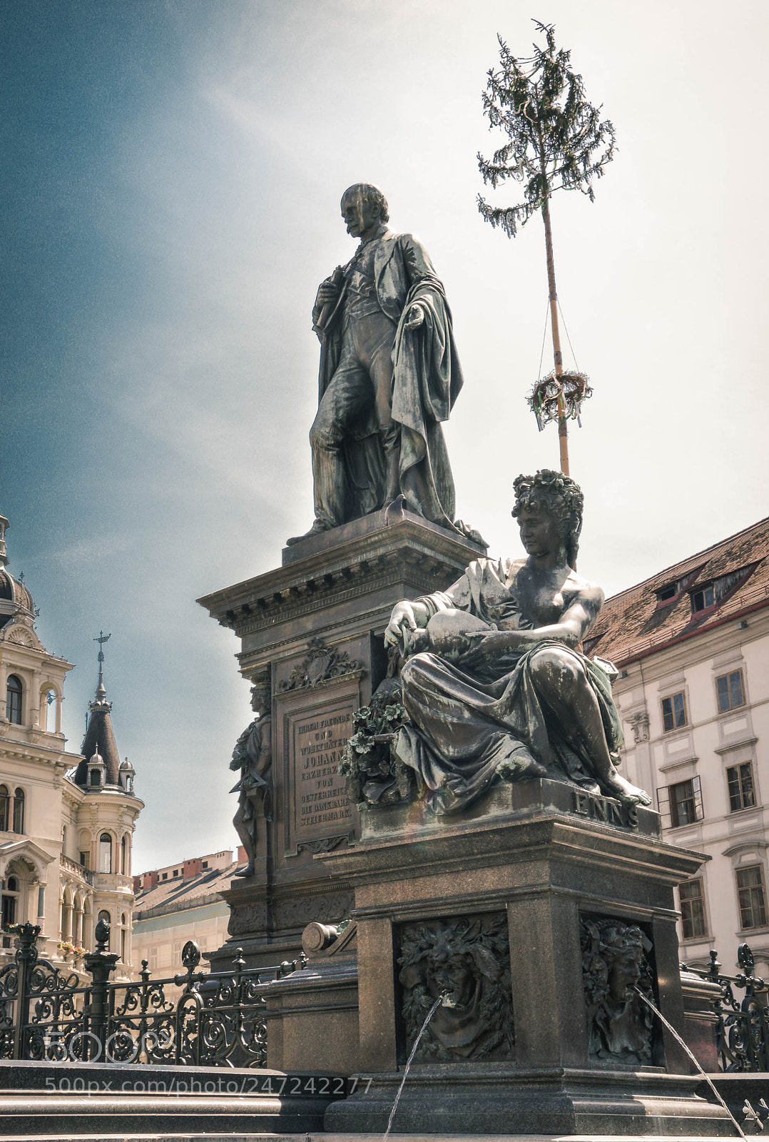 Nikon D3200 sample photo. Statue photography