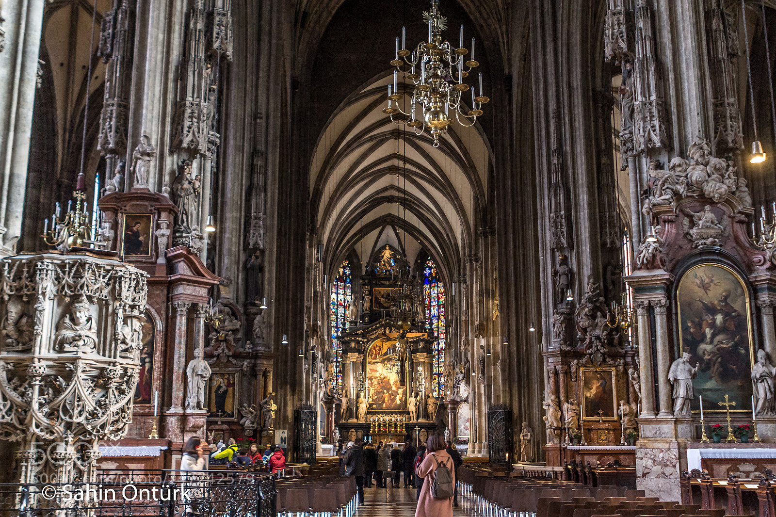 Canon EOS 700D (EOS Rebel T5i / EOS Kiss X7i) sample photo. St. stephen's cathedral photography