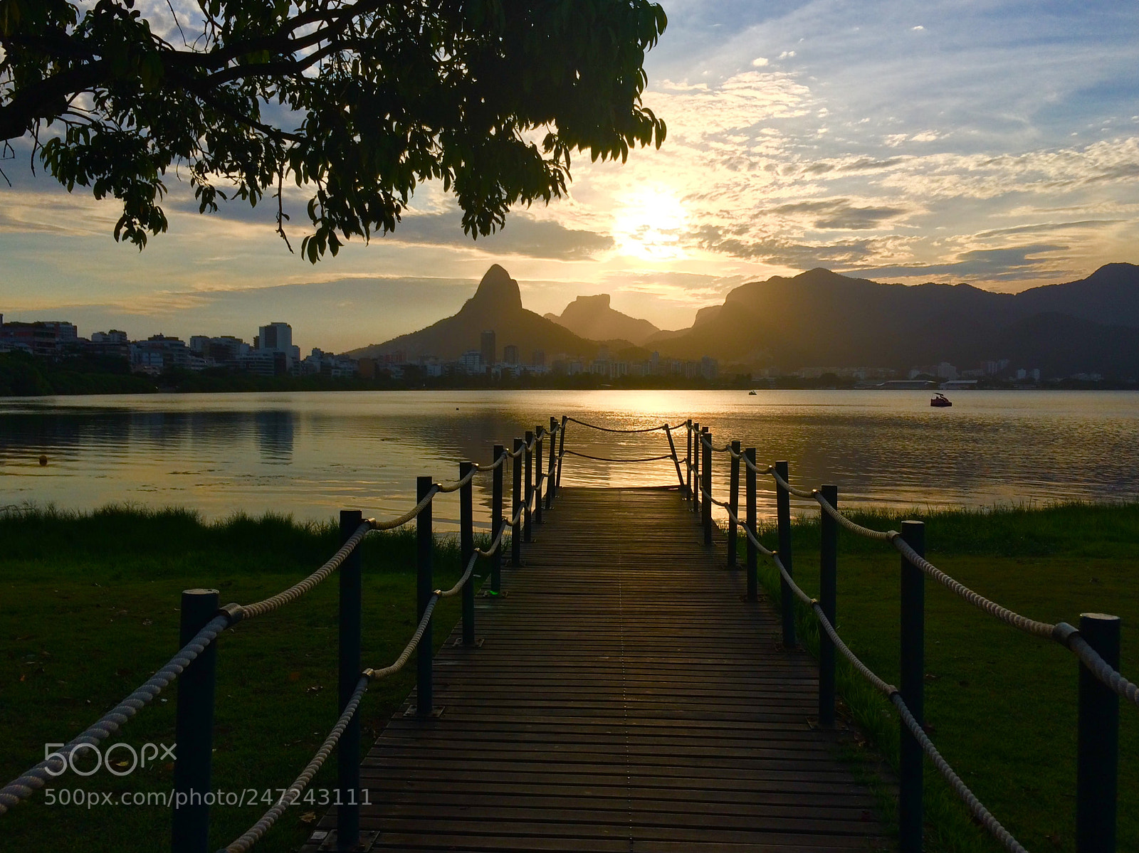 Apple iPhone 5s sample photo. Lagoa, rio de janeiro photography