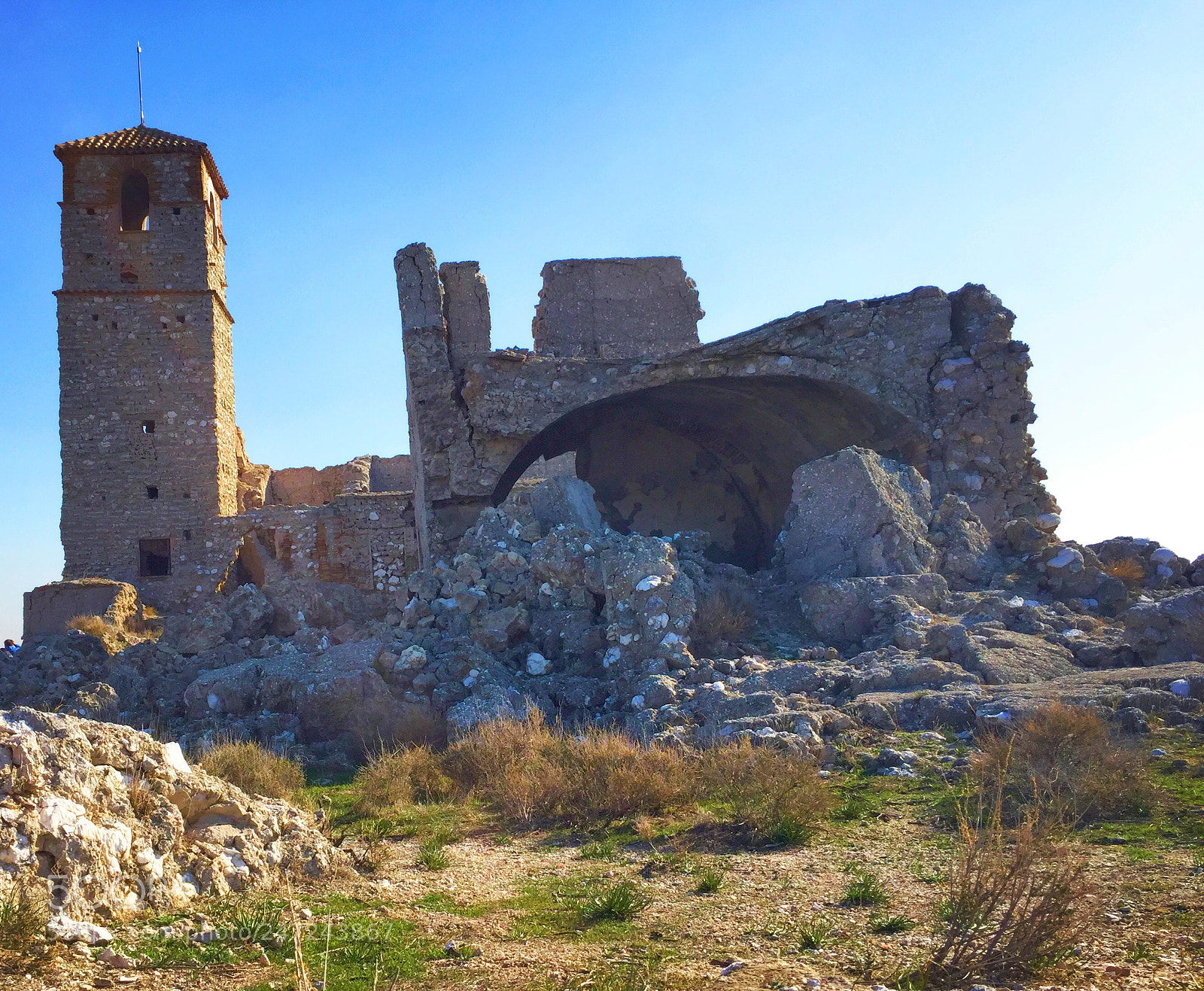Apple iPhone 6 sample photo. Spanish war civil abandoned photography