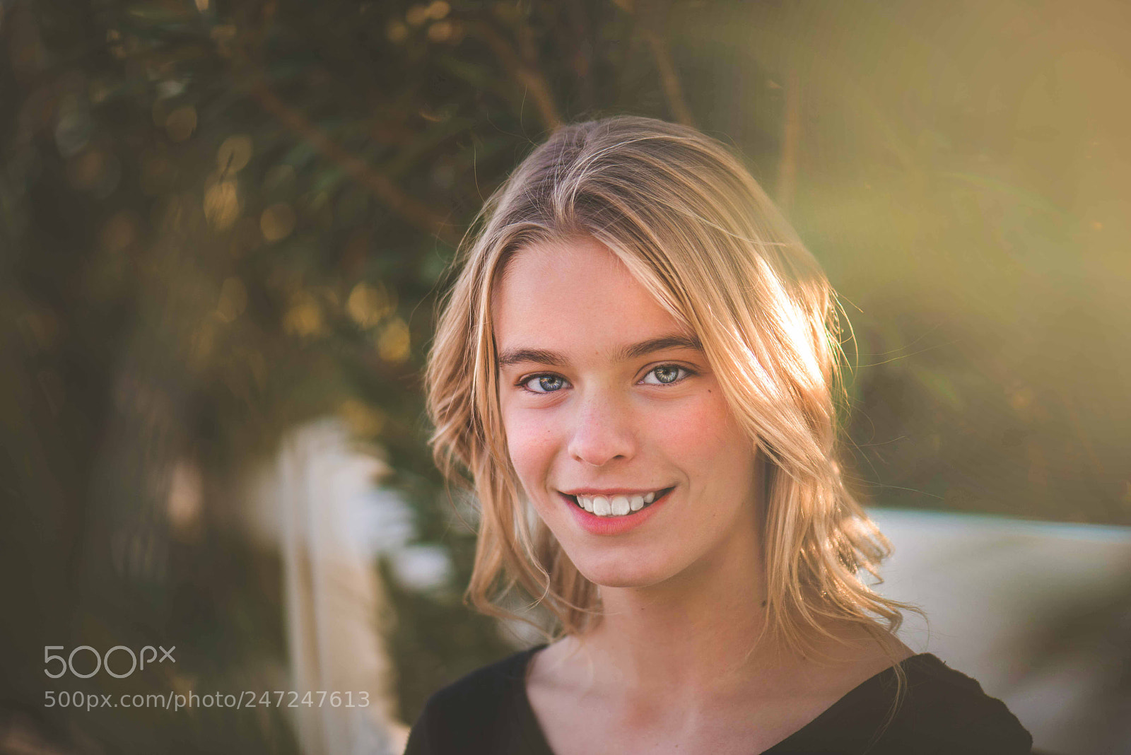 Nikon D810 sample photo. Approaching womanhood photography