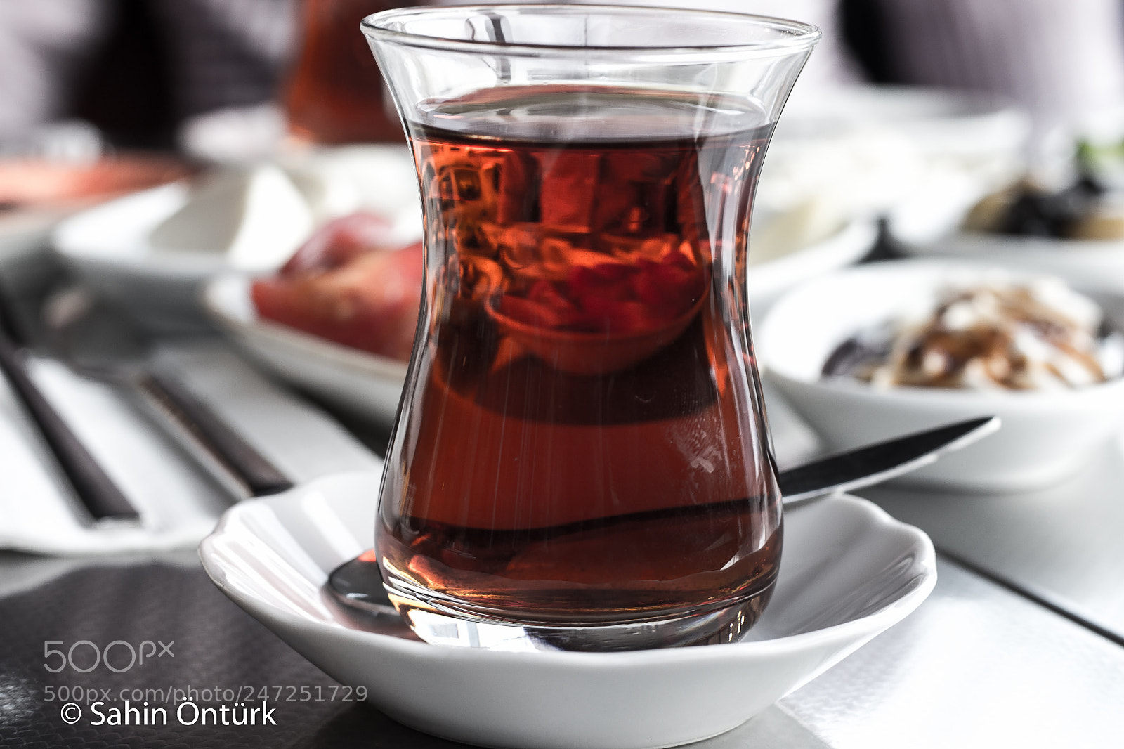 Canon EOS 700D (EOS Rebel T5i / EOS Kiss X7i) sample photo. Turkish tee photography