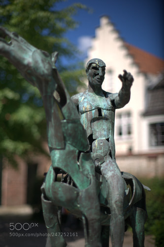 Sony Alpha DSLR-A850 sample photo. Bruges, cavalier de l'apocalypse photography