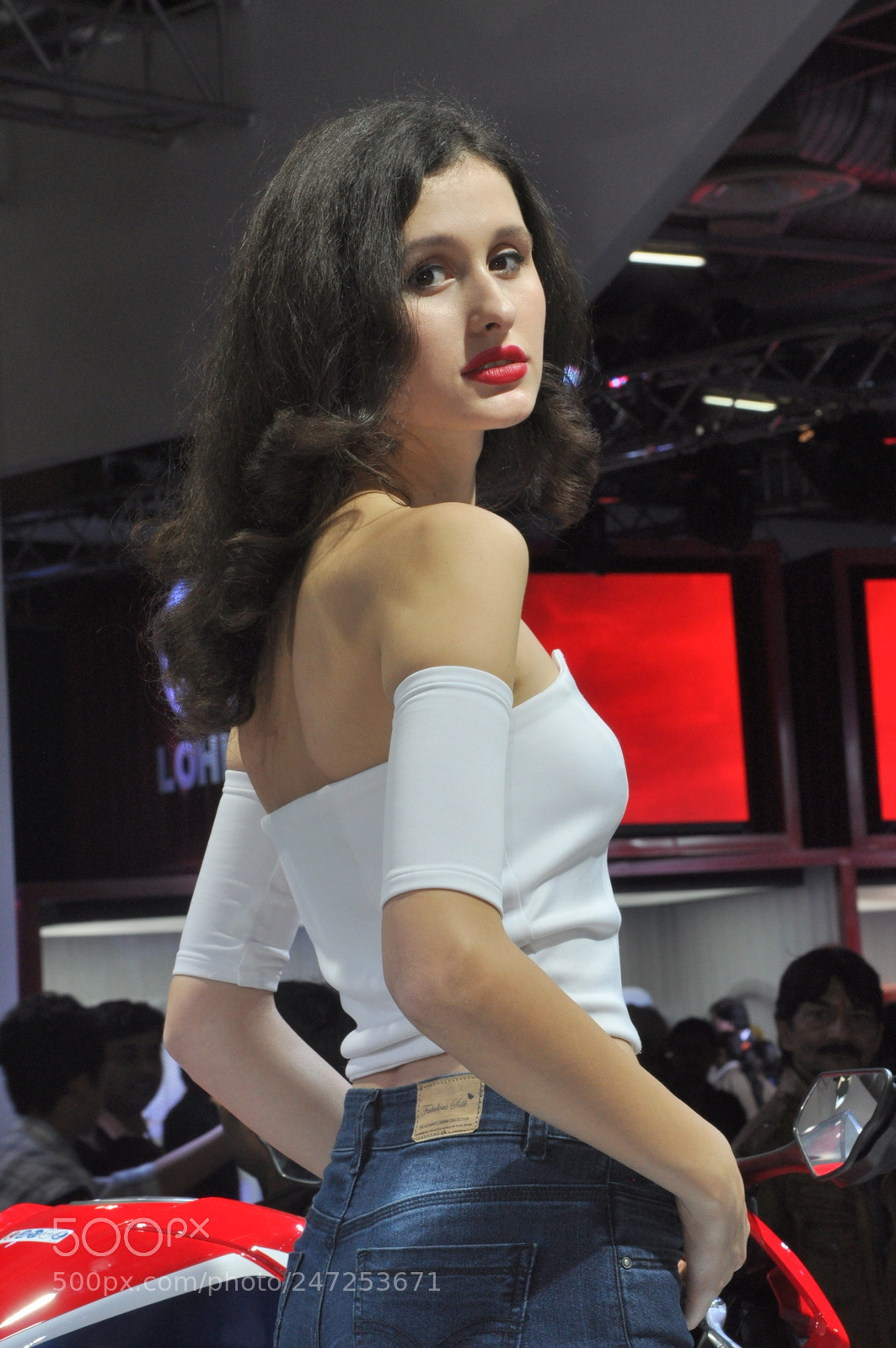 Nikon D90 sample photo. Gaze photography