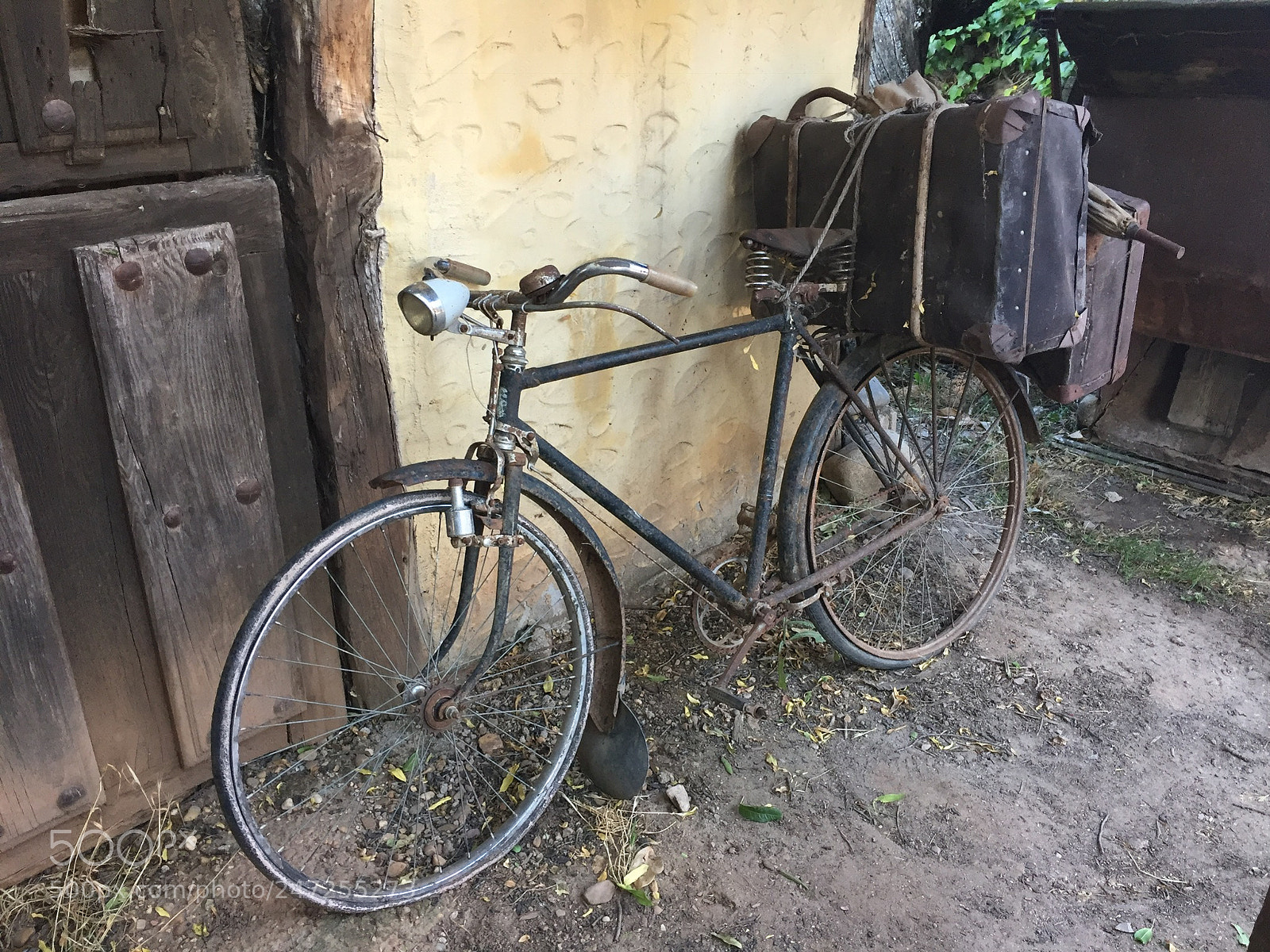 Apple iPhone 6 sample photo. Old time photography