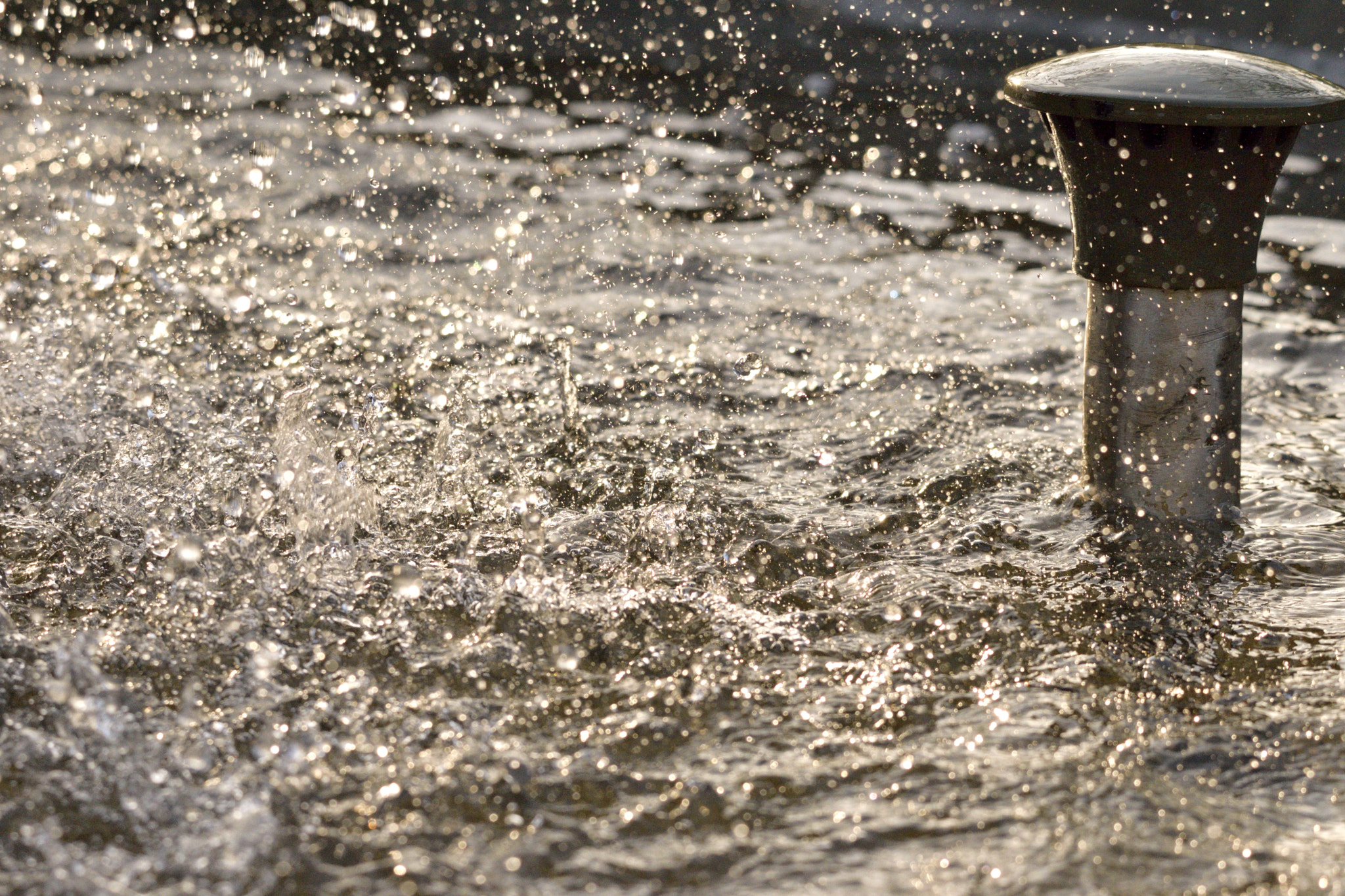 Sigma 150-600mm F5-6.3 DG OS HSM | C sample photo. Fountain water photography