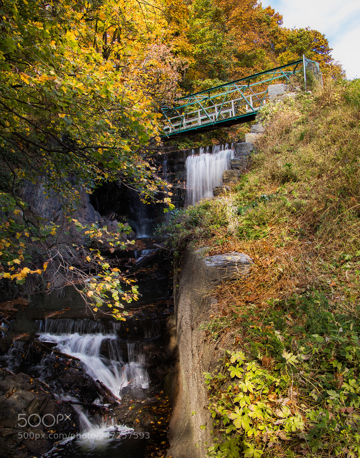 Canon EOS 80D sample photo. Autumn grotto photography