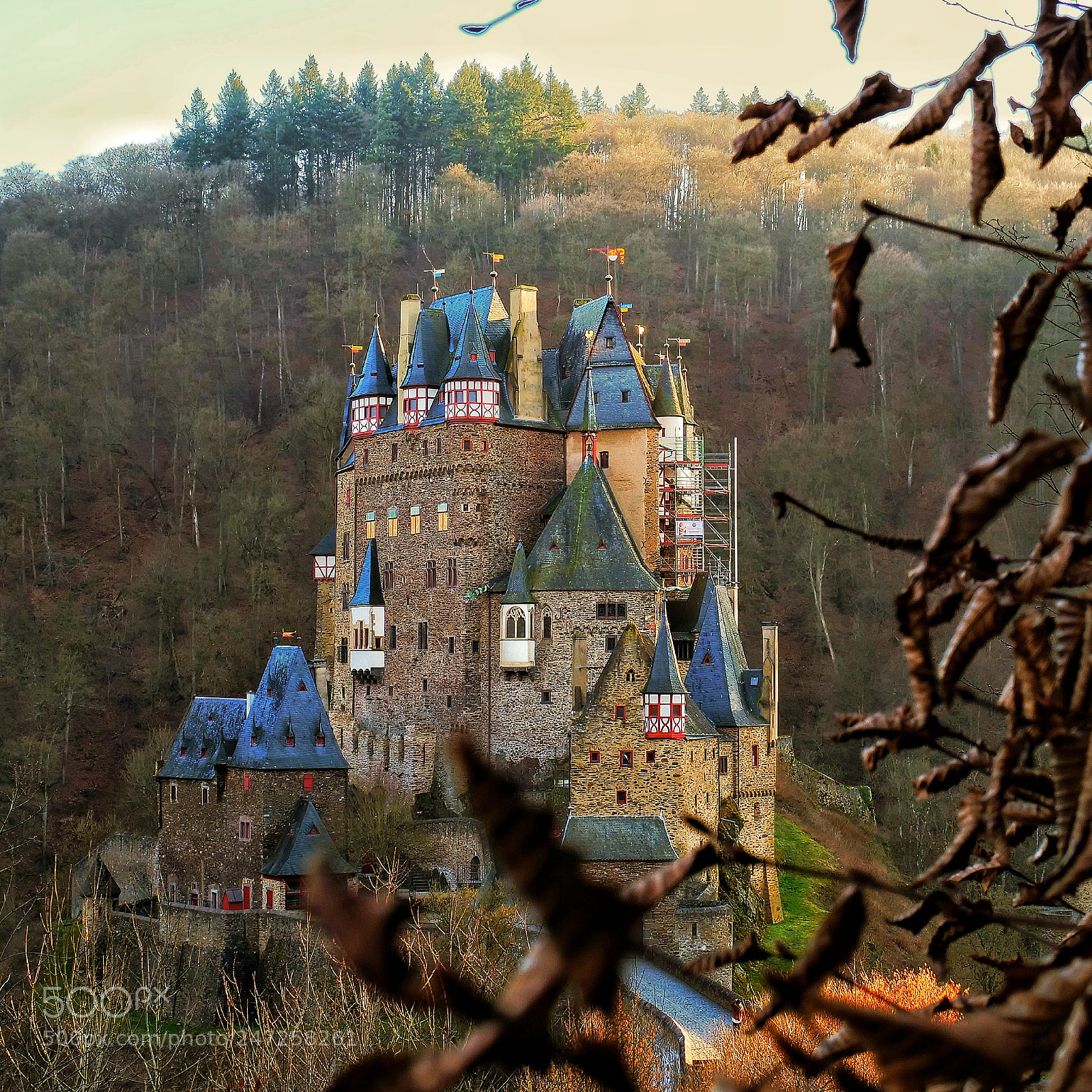 Panasonic Lumix DC-G9 sample photo. Burg eltz photography