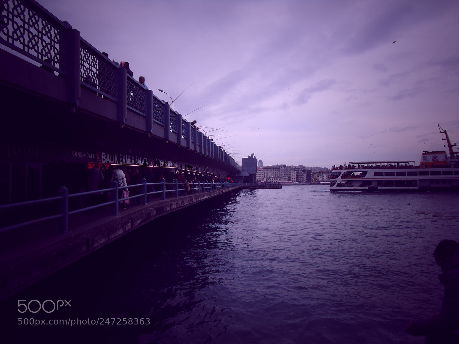 Sony Cyber-shot DSC-H400 sample photo. Galata bridge photography