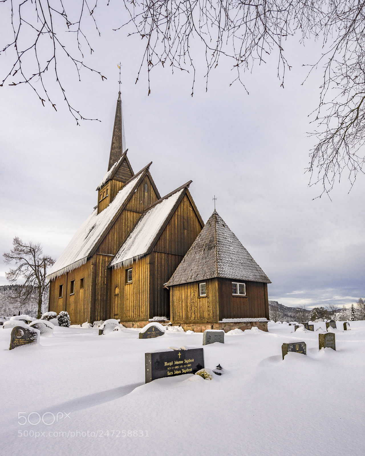 Sony a7R sample photo. Framing the church photography
