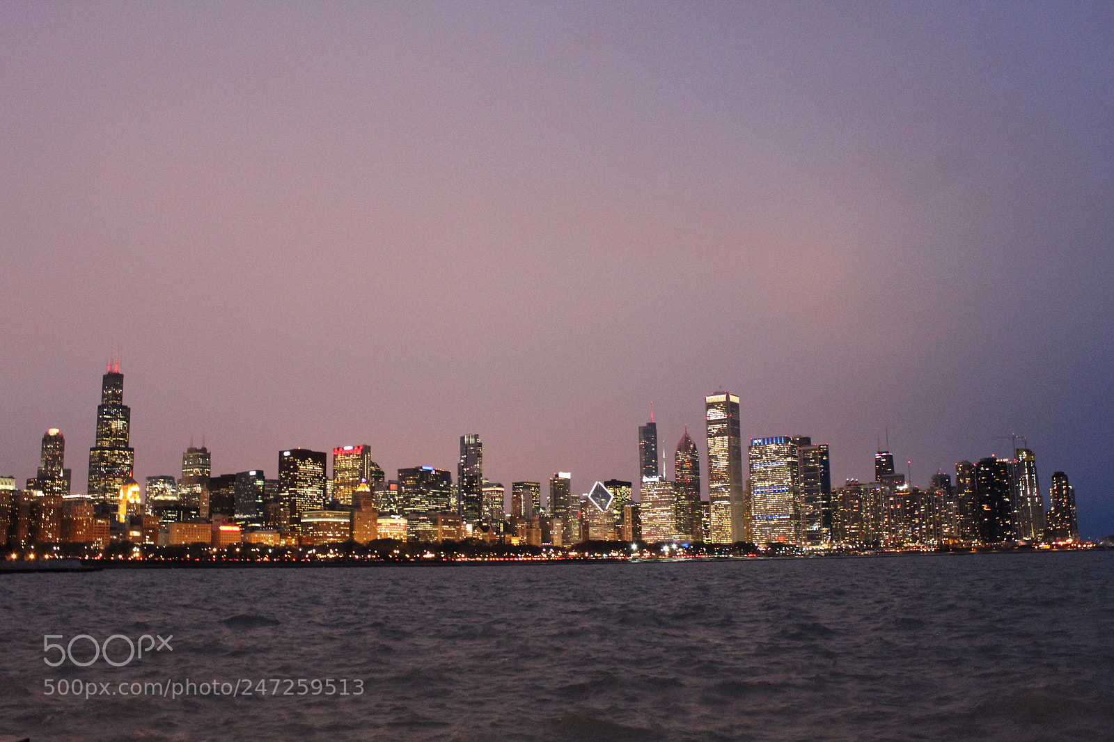 Canon EOS 1300D (EOS Rebel T6 / EOS Kiss X80) sample photo. Chicago at dusk ? photography