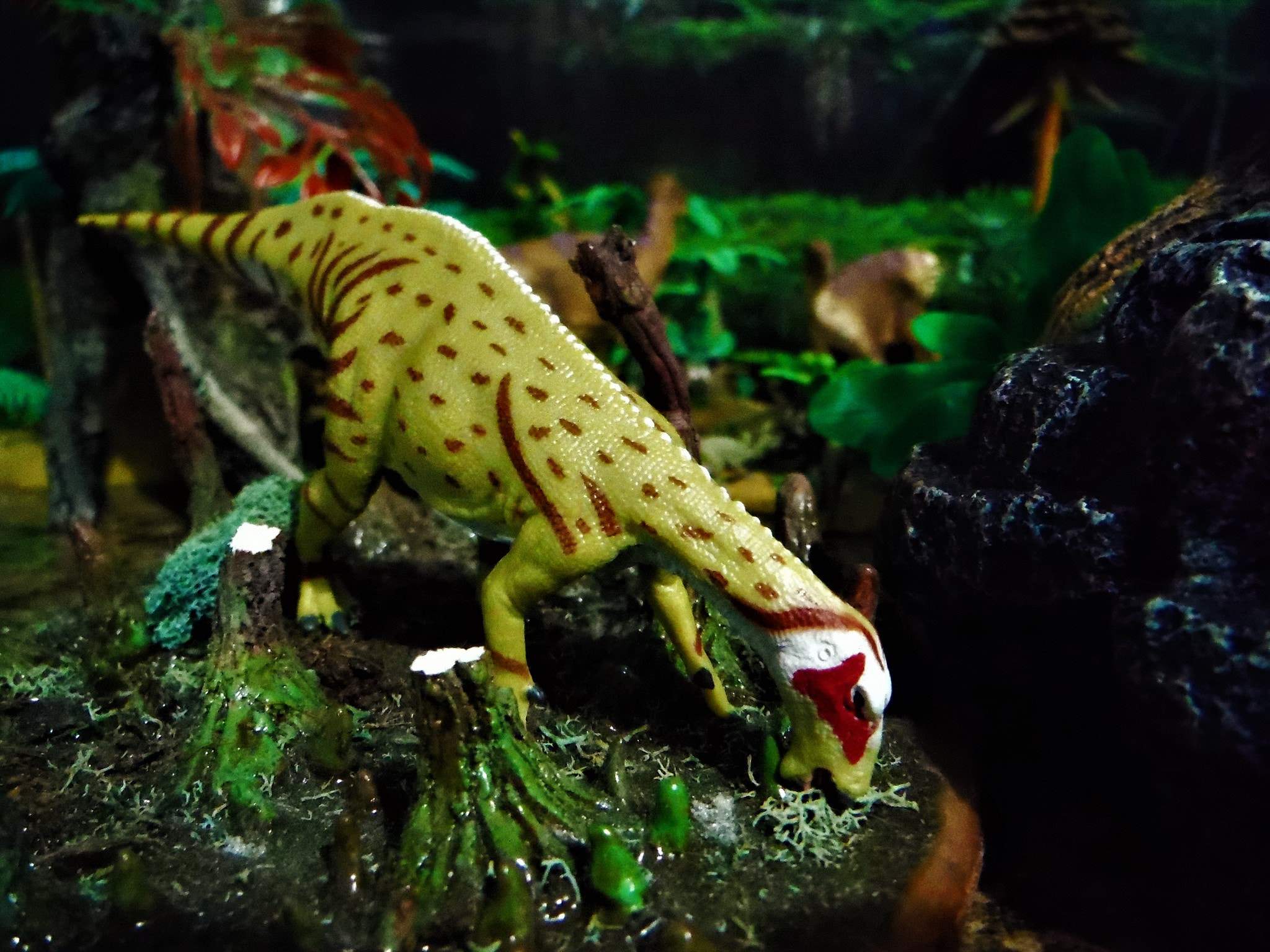 Fujifilm FinePix XP60 sample photo. Mantellisaurus photography