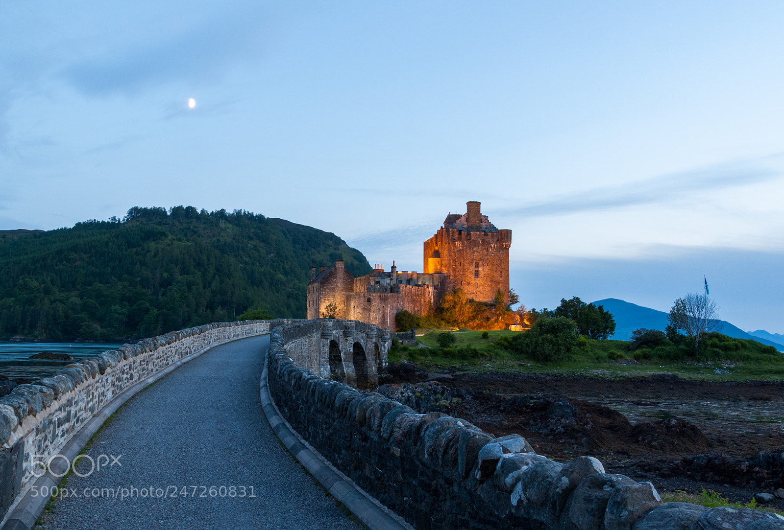 Canon EOS 500D (EOS Rebel T1i / EOS Kiss X3) sample photo. Eilean donan photography