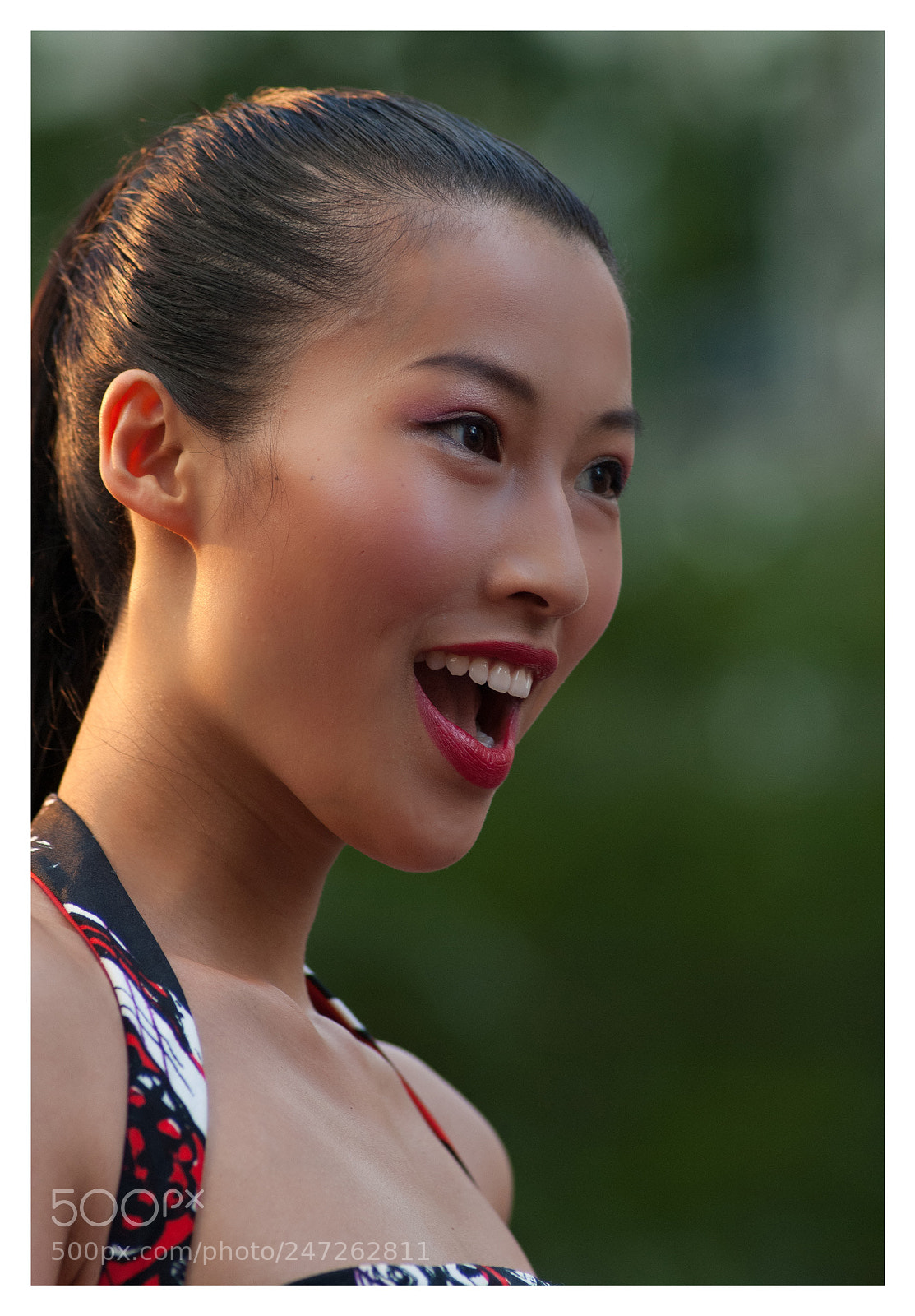 Nikon D2X sample photo. Funny girl photography
