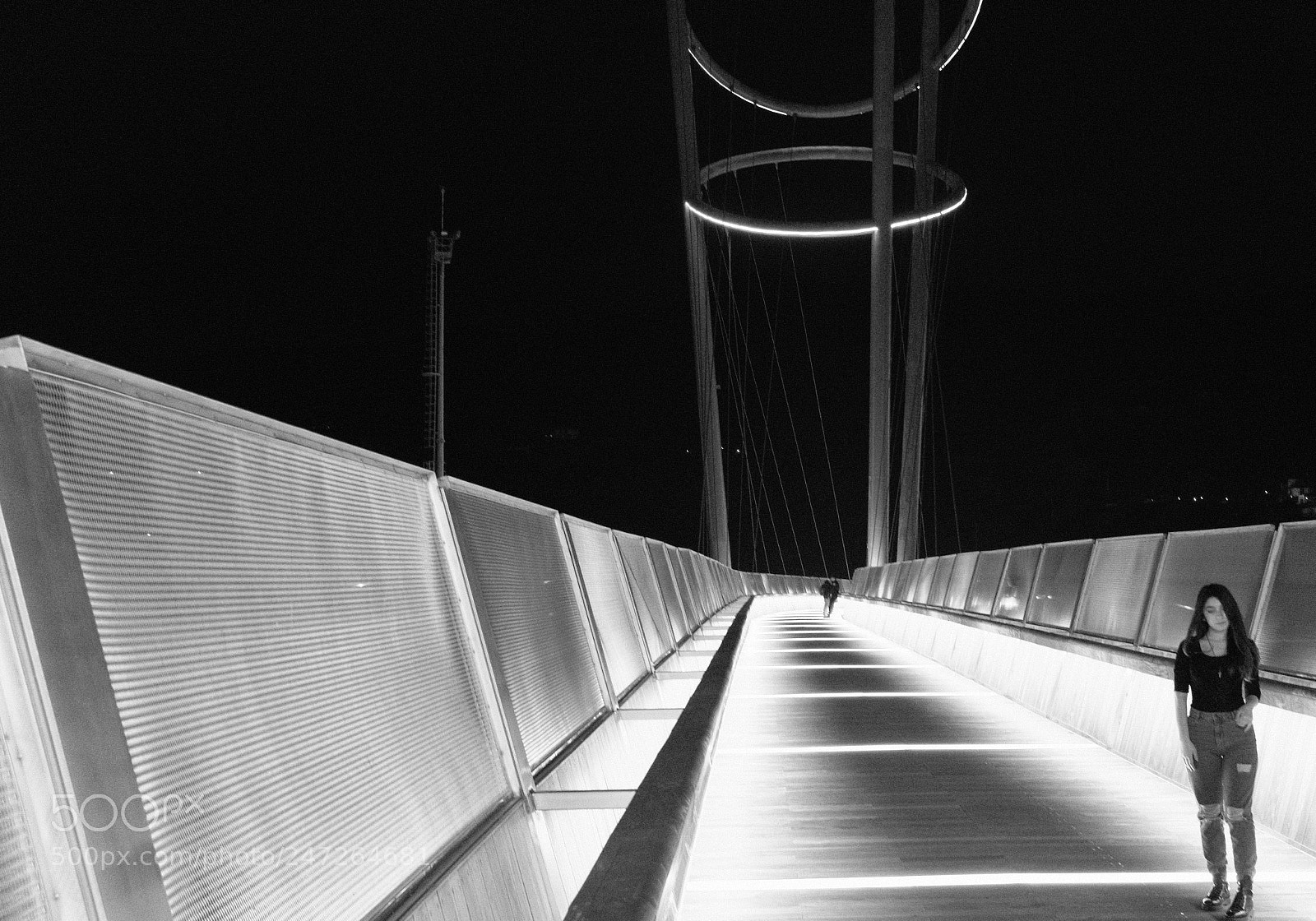 Fujifilm X100F sample photo. Shots with lights 3 photography