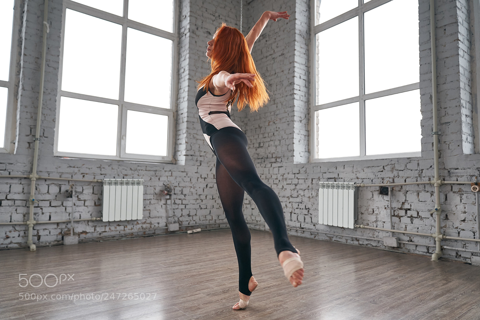 Sony a9 sample photo. Woman dancer, in beautiful photography