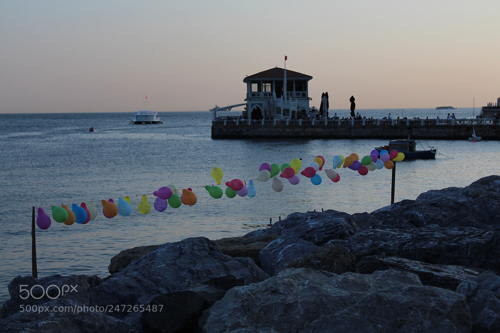 Canon EOS 650D (EOS Rebel T4i / EOS Kiss X6i) sample photo. Baloons photography