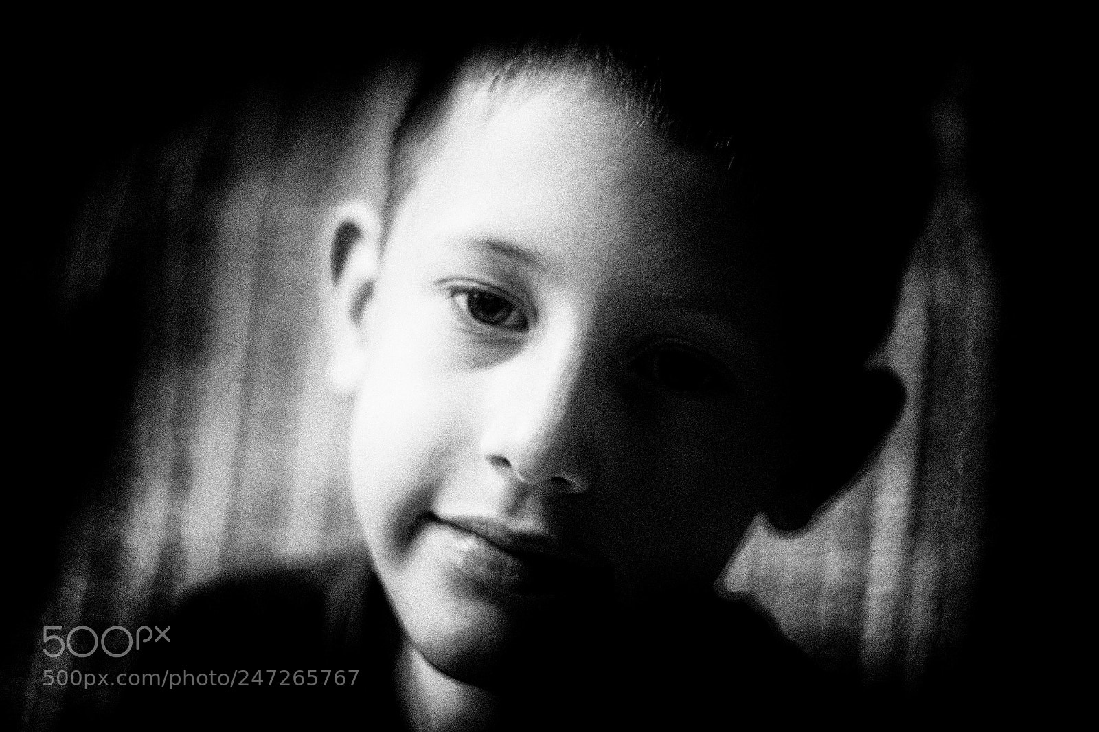 Canon EOS 700D (EOS Rebel T5i / EOS Kiss X7i) sample photo. Boy photography