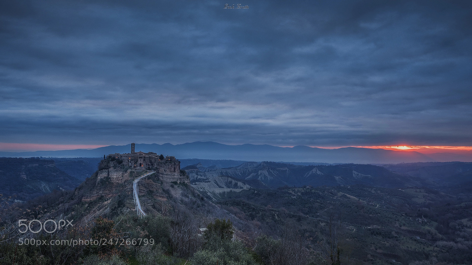Olympus OM-D E-M5 II sample photo. Civita, la citta che photography
