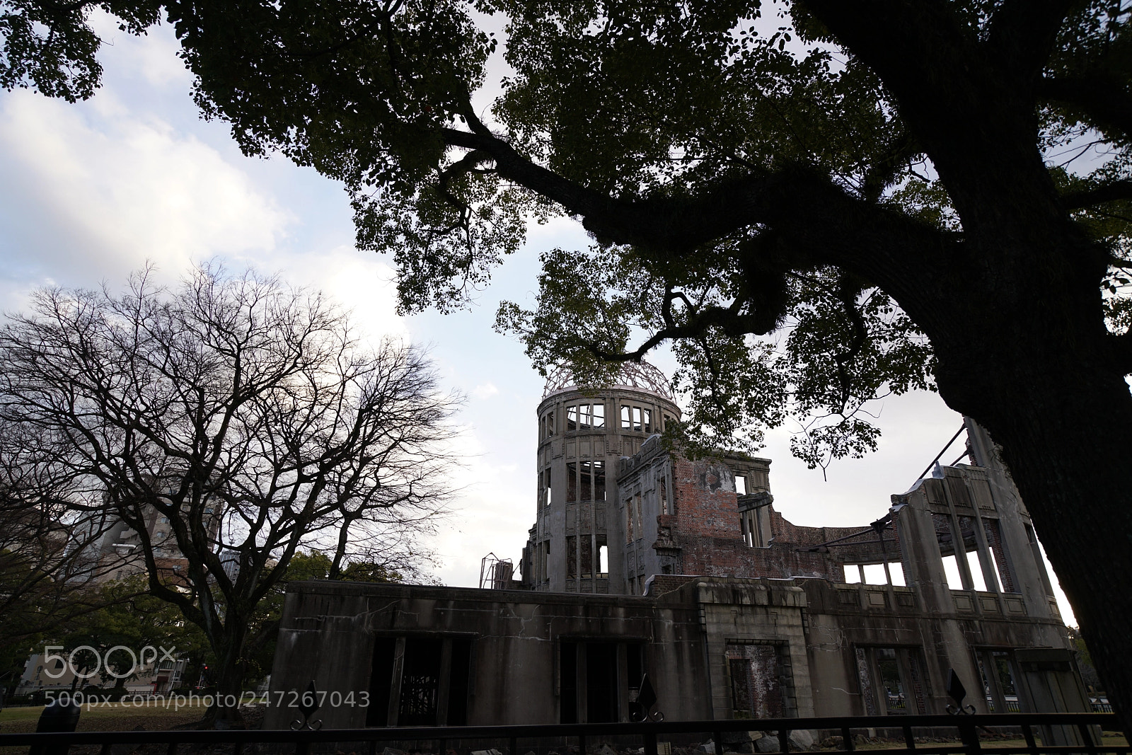 Sony a7R II sample photo. Hiroshima peace memorial park photography