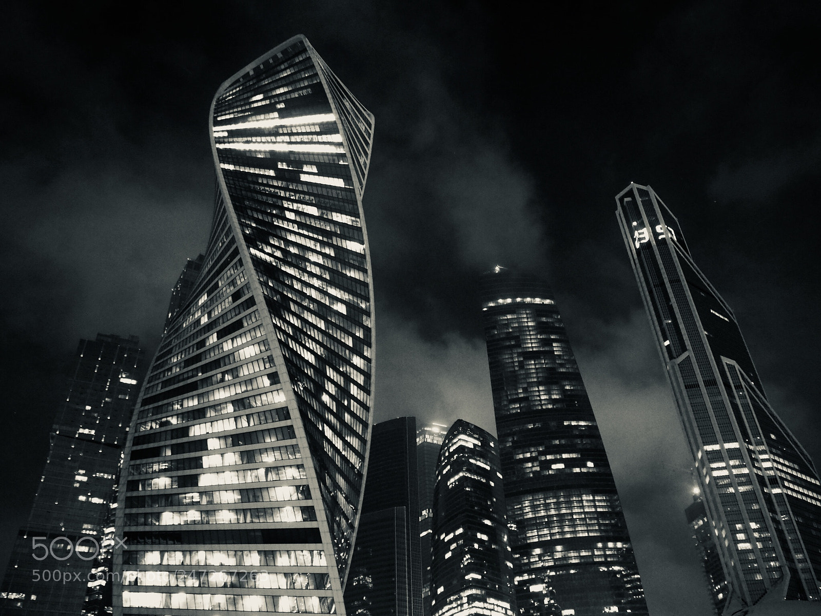 Olympus OM-D E-M10 II sample photo. Twisted tower photography