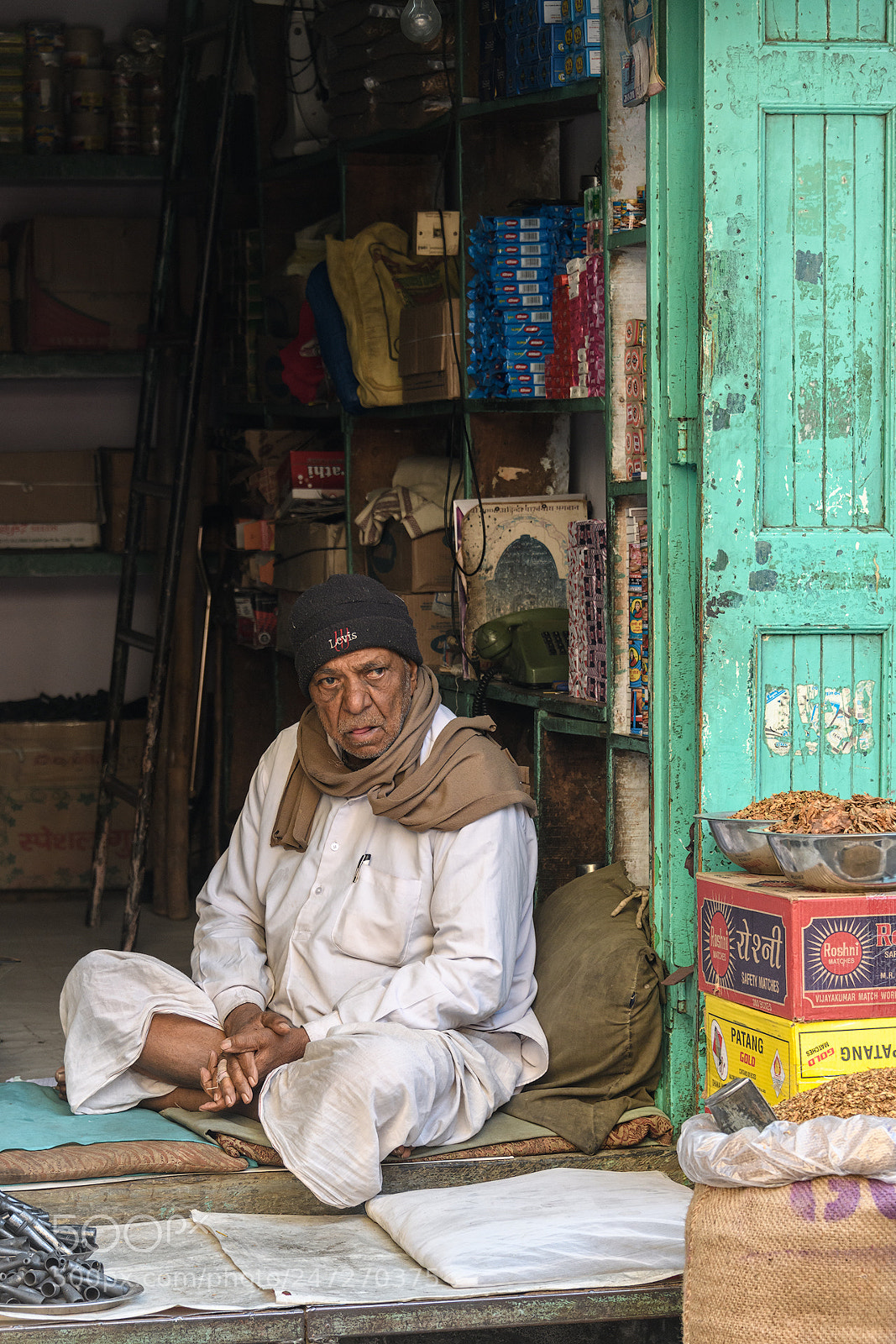 Nikon D850 sample photo. Jaipur shopkeeper photography